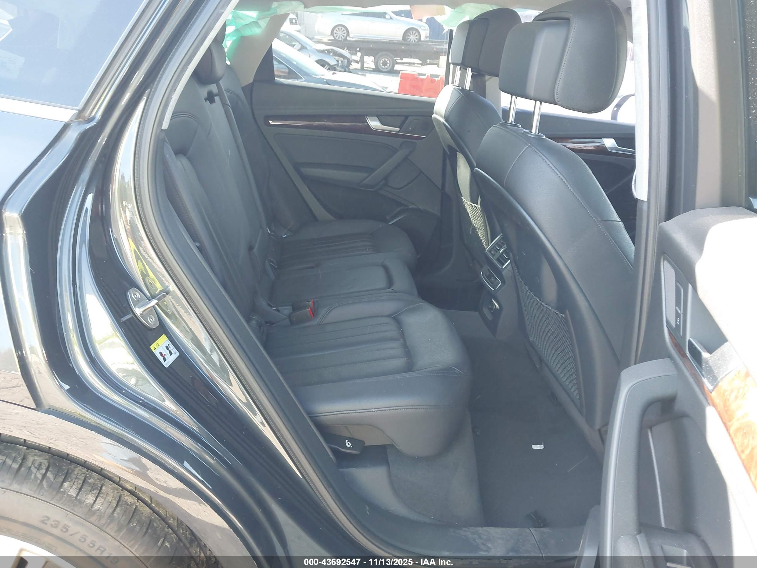 AUDI Q5 image 8