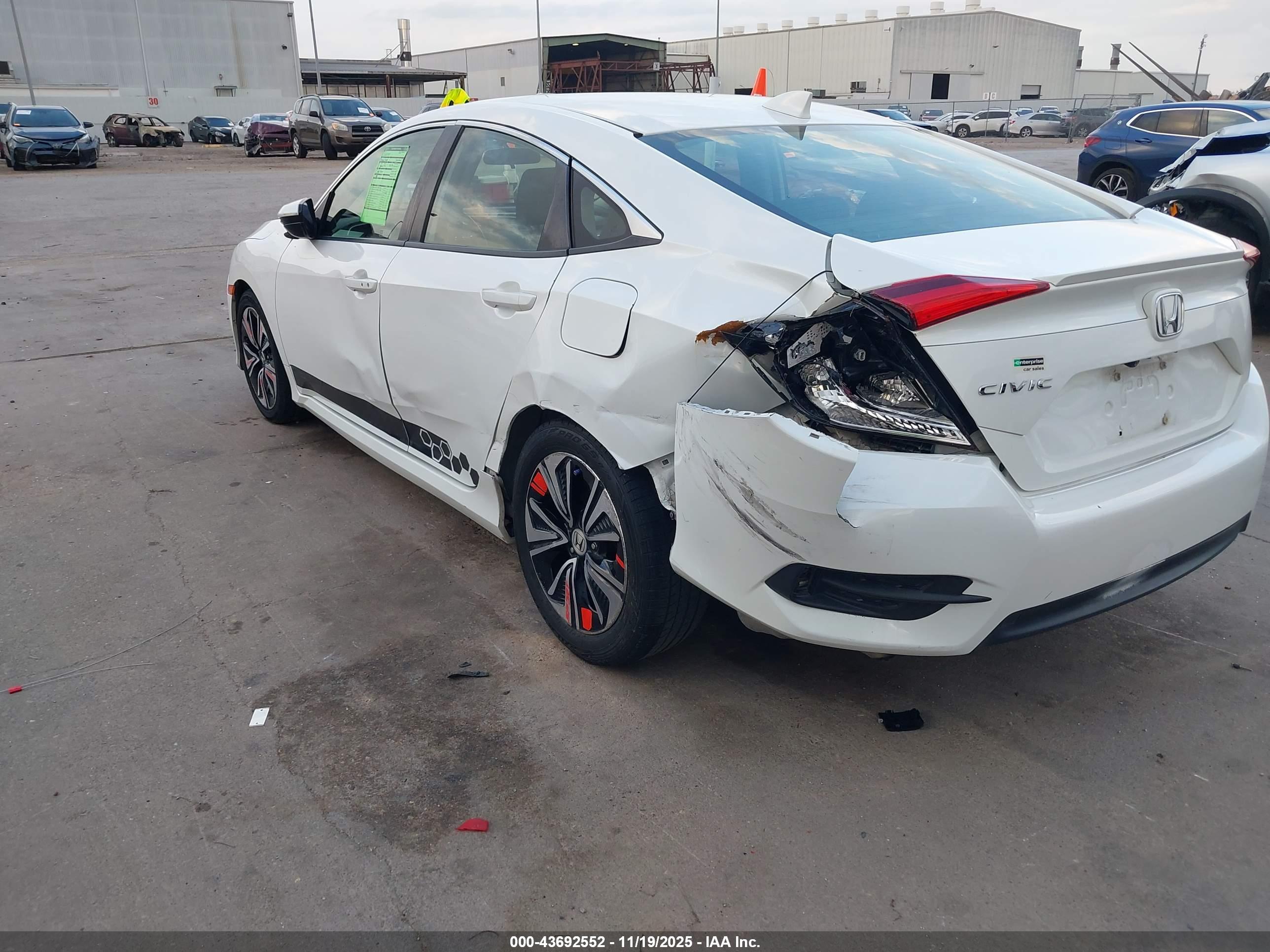 HONDA CIVIC image 3