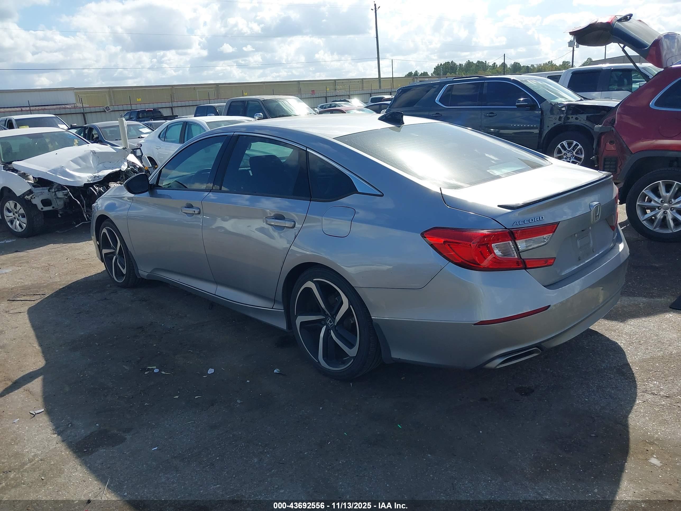 HONDA ACCORD image 3