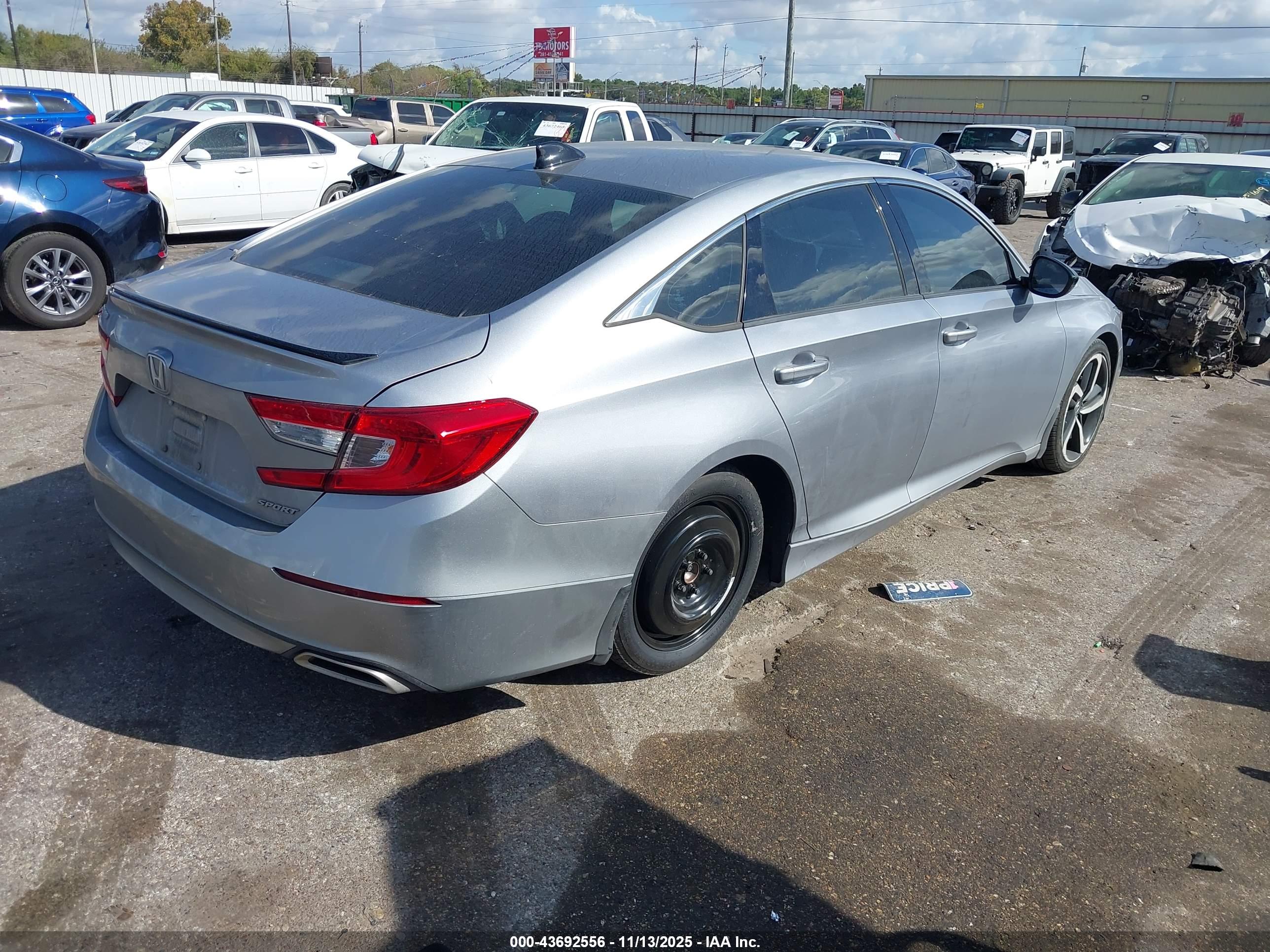 HONDA ACCORD image 4