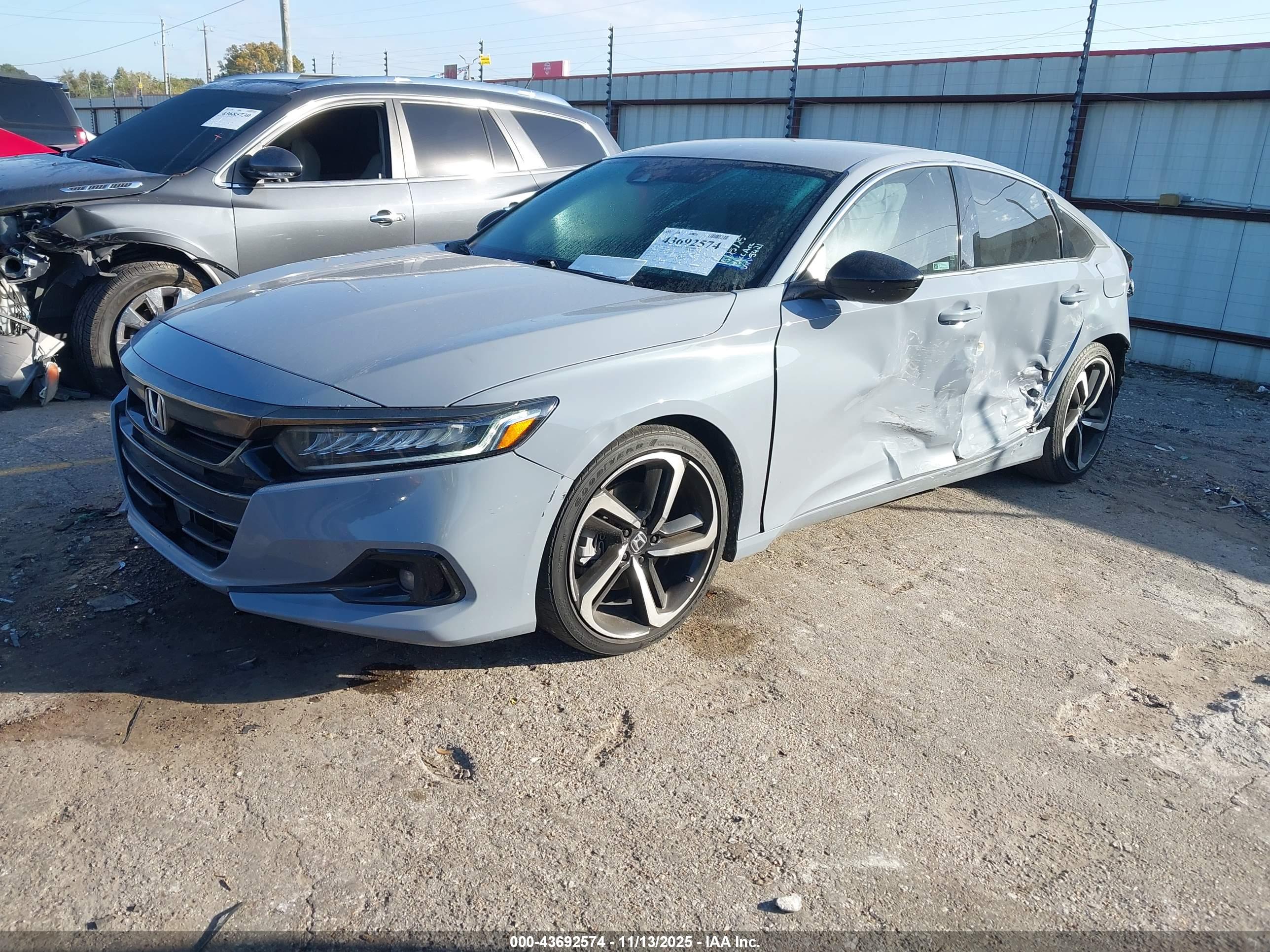 HONDA ACCORD image 2