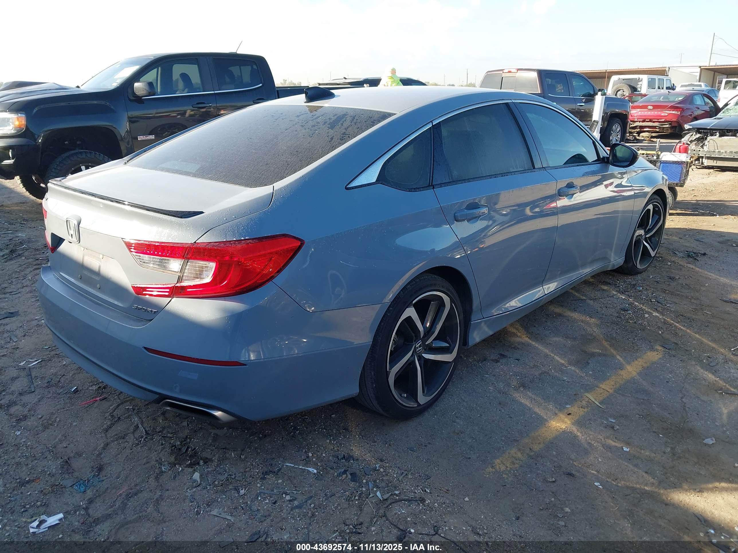 HONDA ACCORD image 4