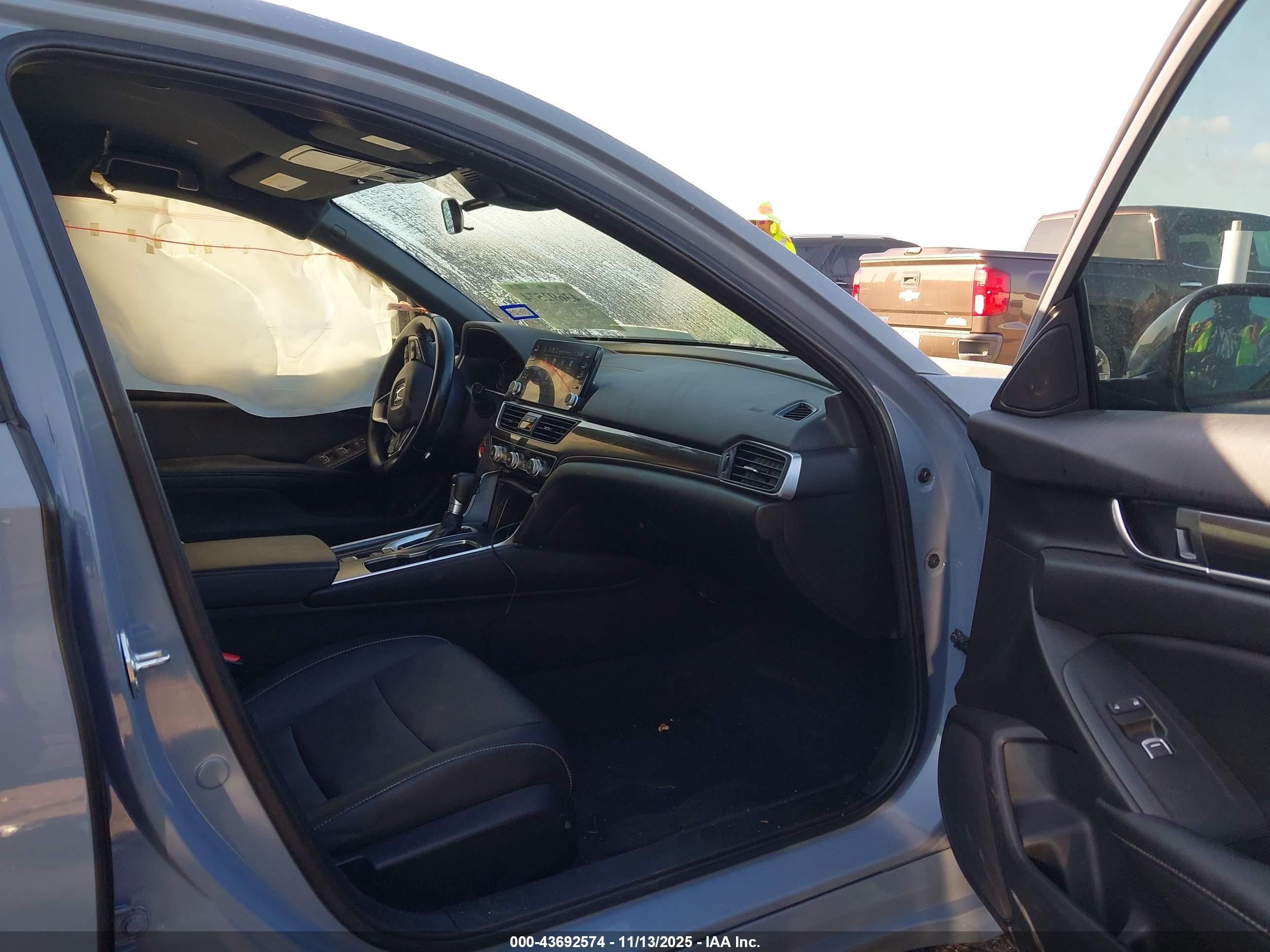 HONDA ACCORD image 5