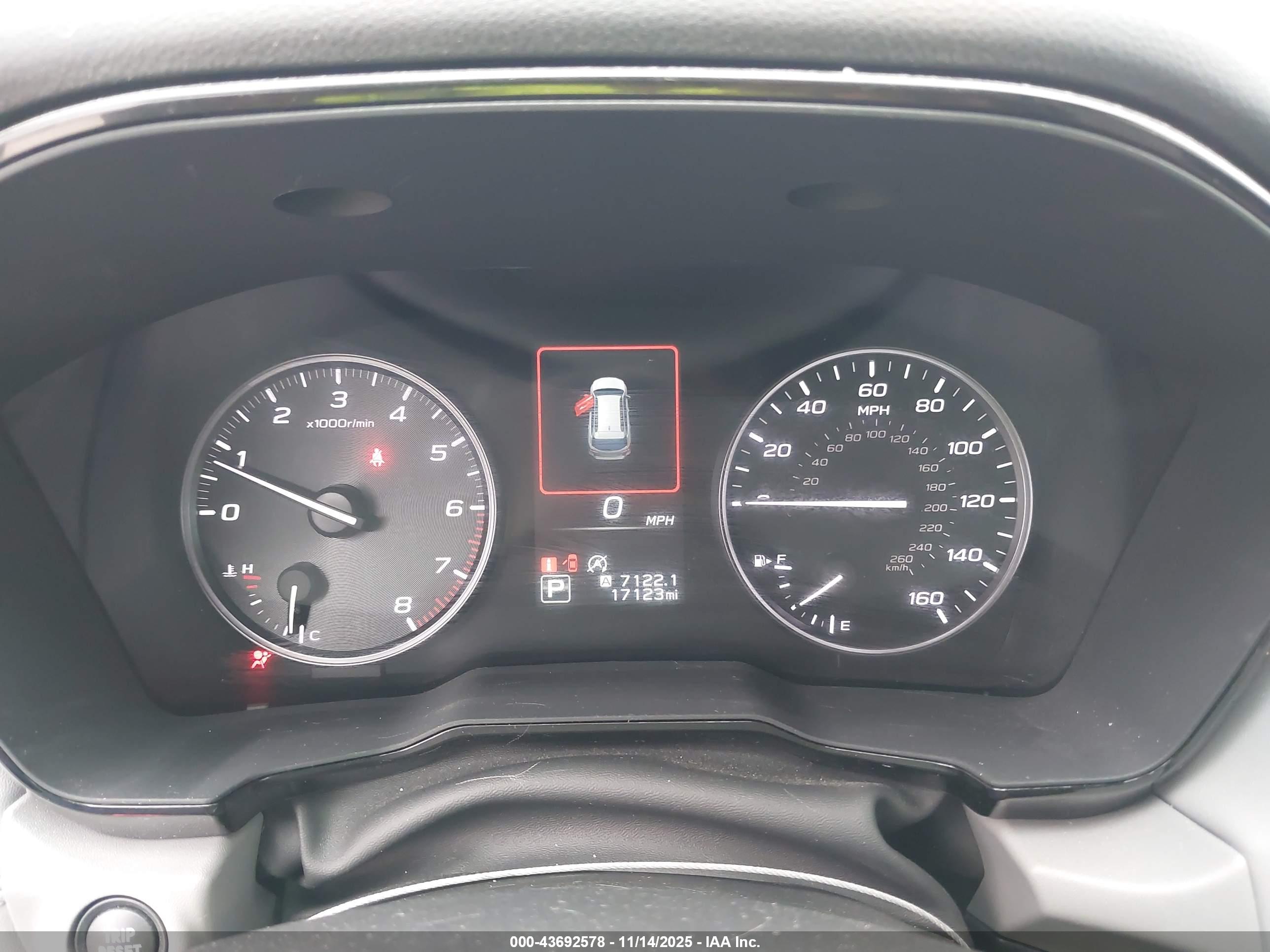 SUBARU OUTBACK image 7