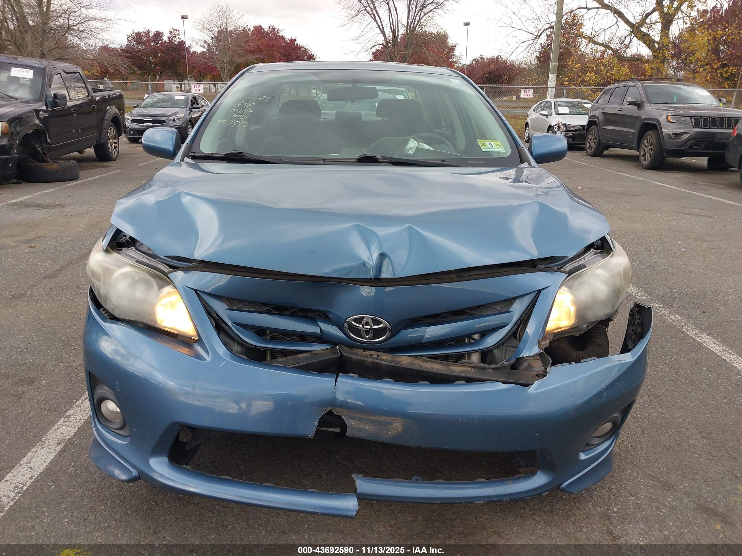 TOYOTA COROLLA image 6
