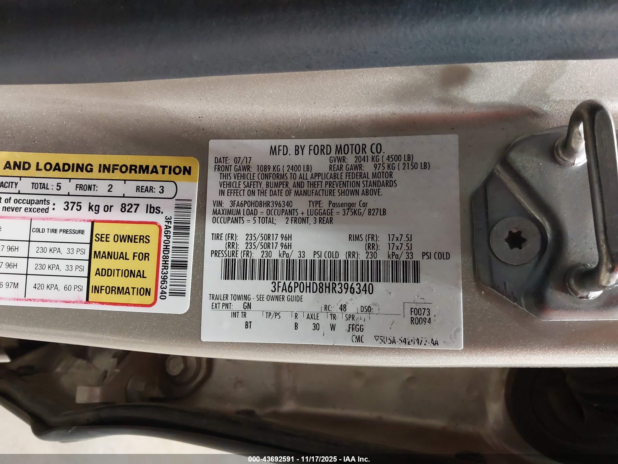 FORD FUSION image 9