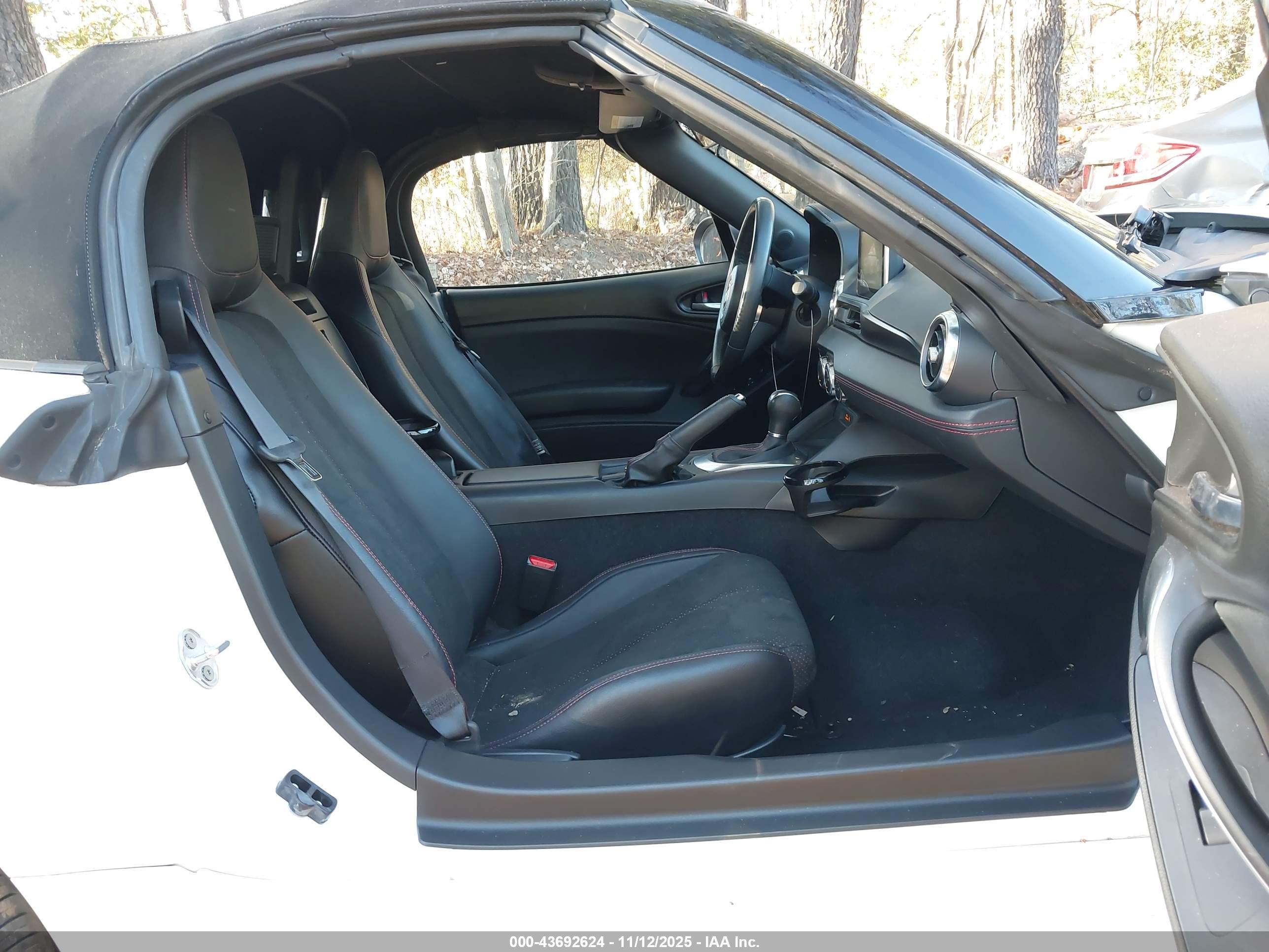 FIAT 124 image 5