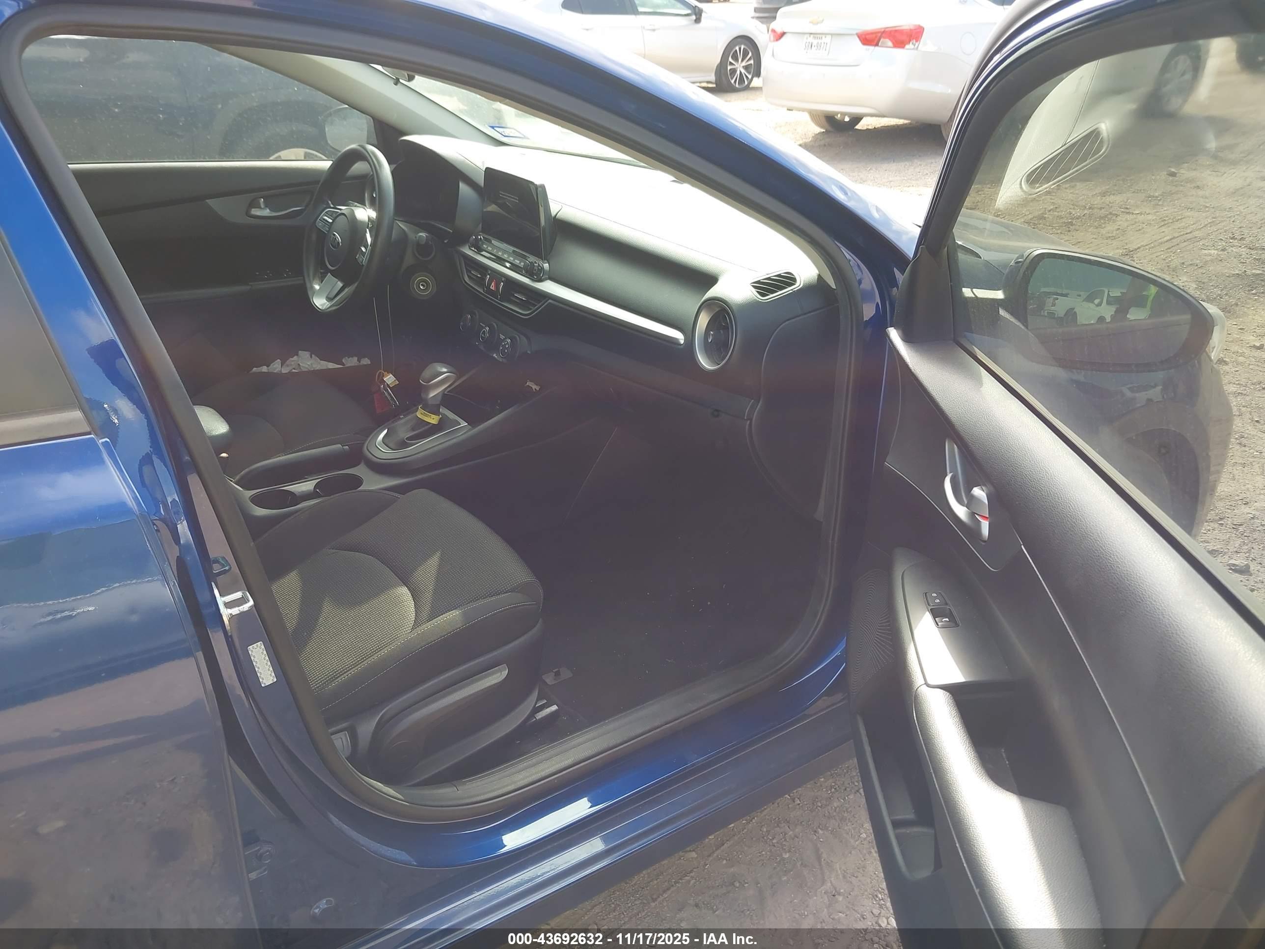 KIA FORTE image 5