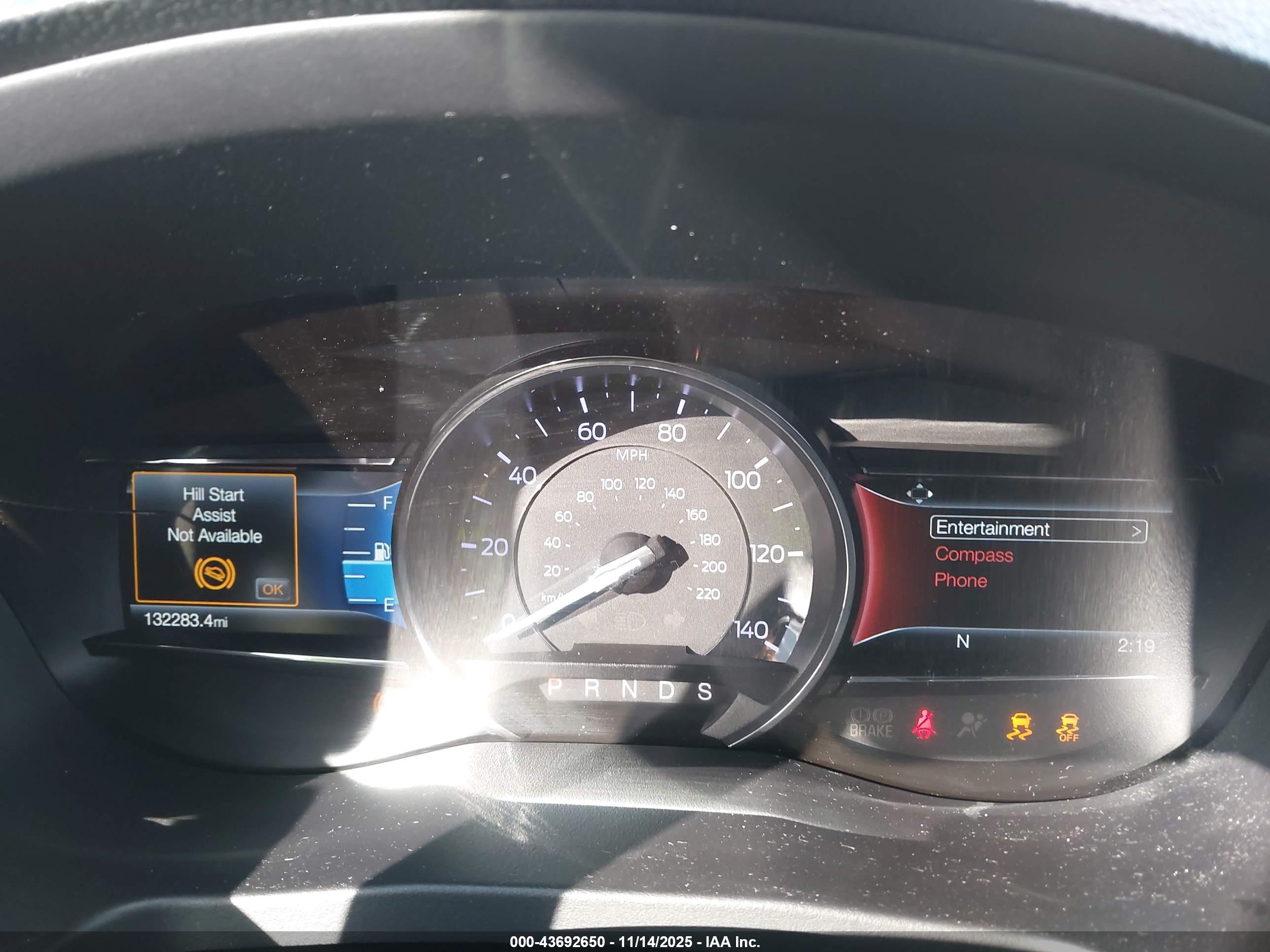 FORD EXPLORER image 7
