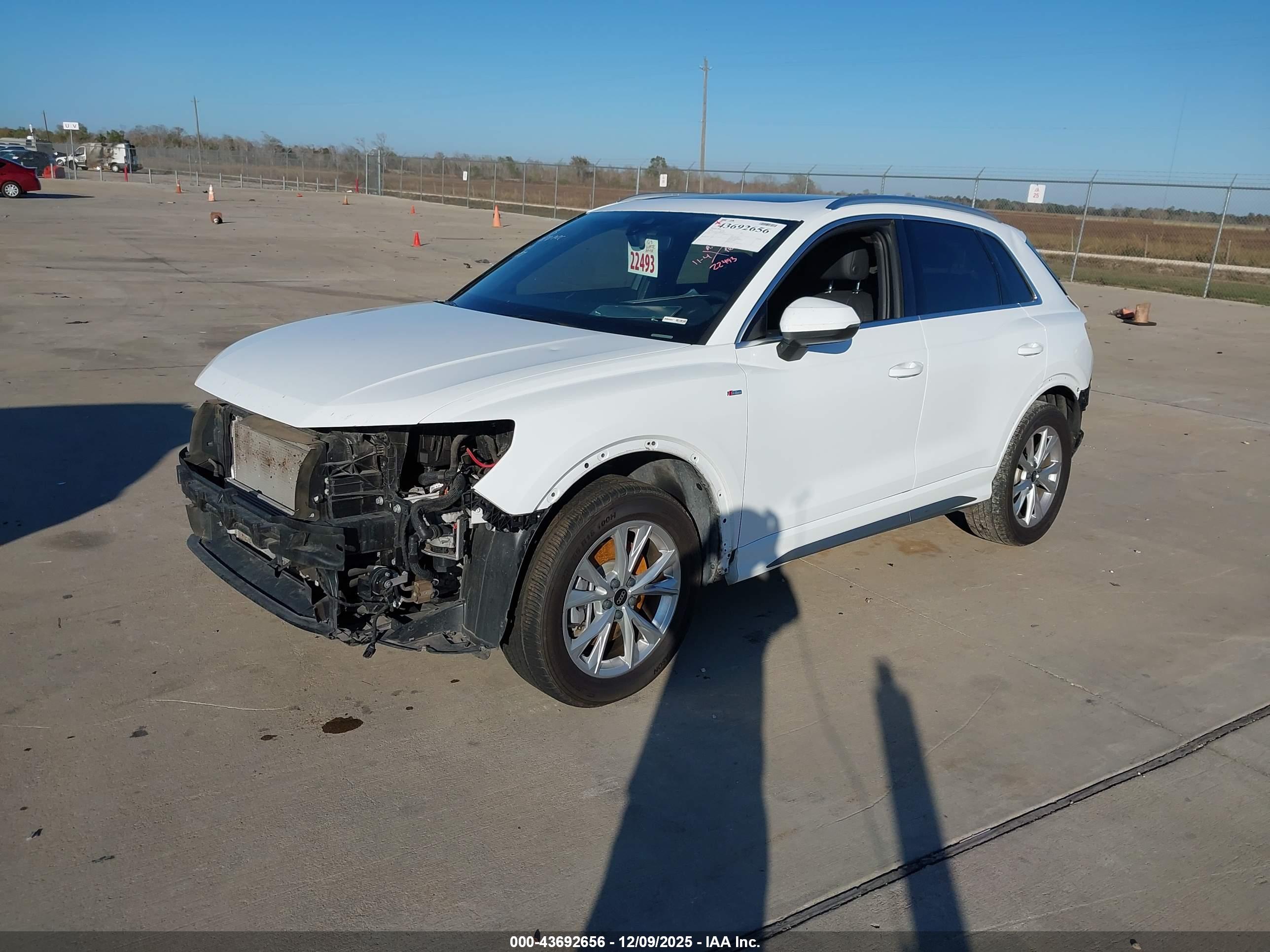 AUDI Q3 image 2