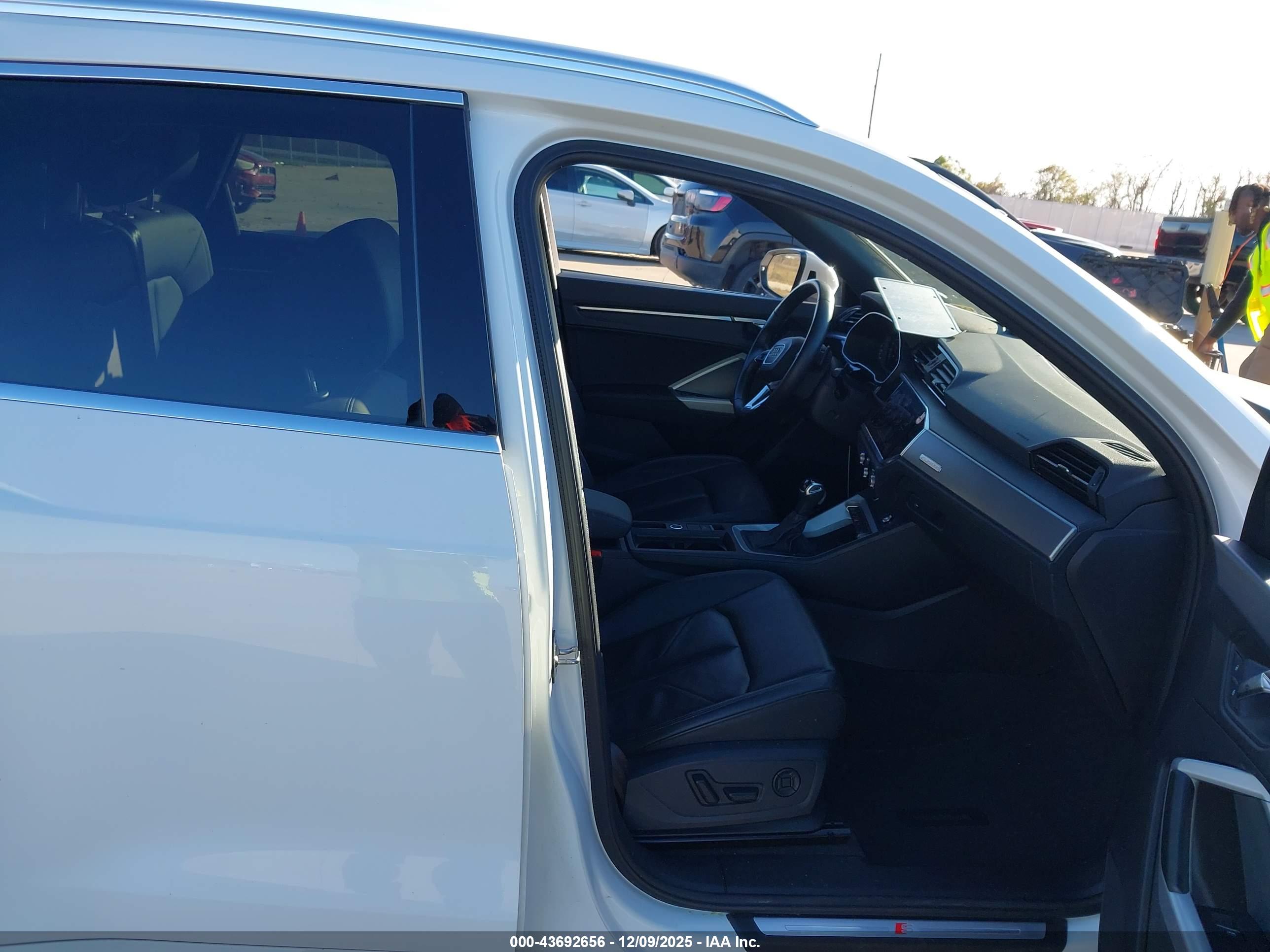AUDI Q3 image 5