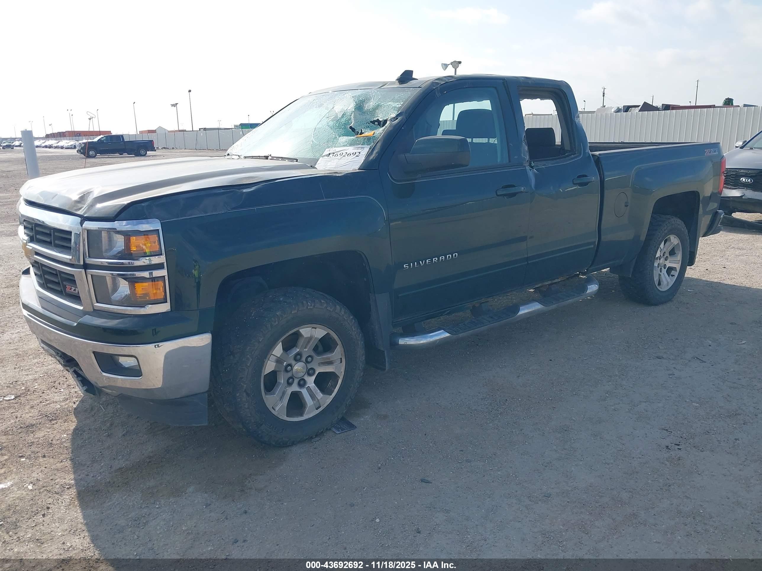 CHEVROLET SILVERADO image 2