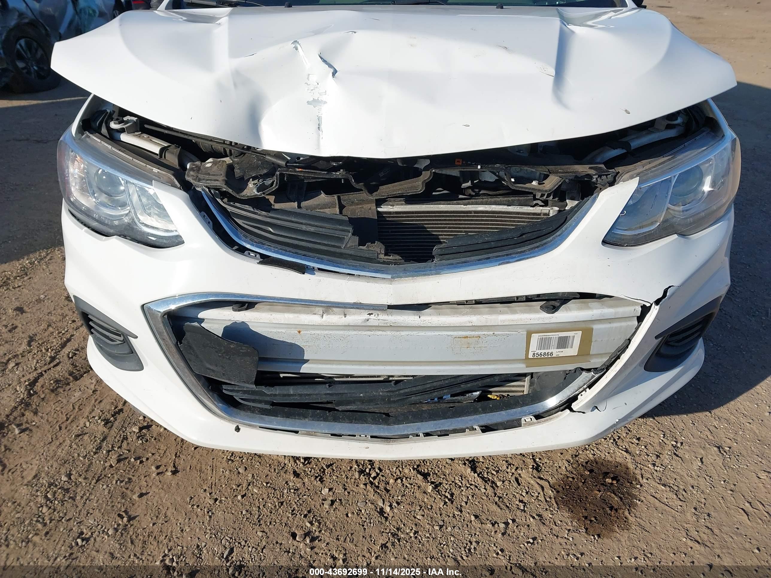 CHEVROLET SONIC image 6