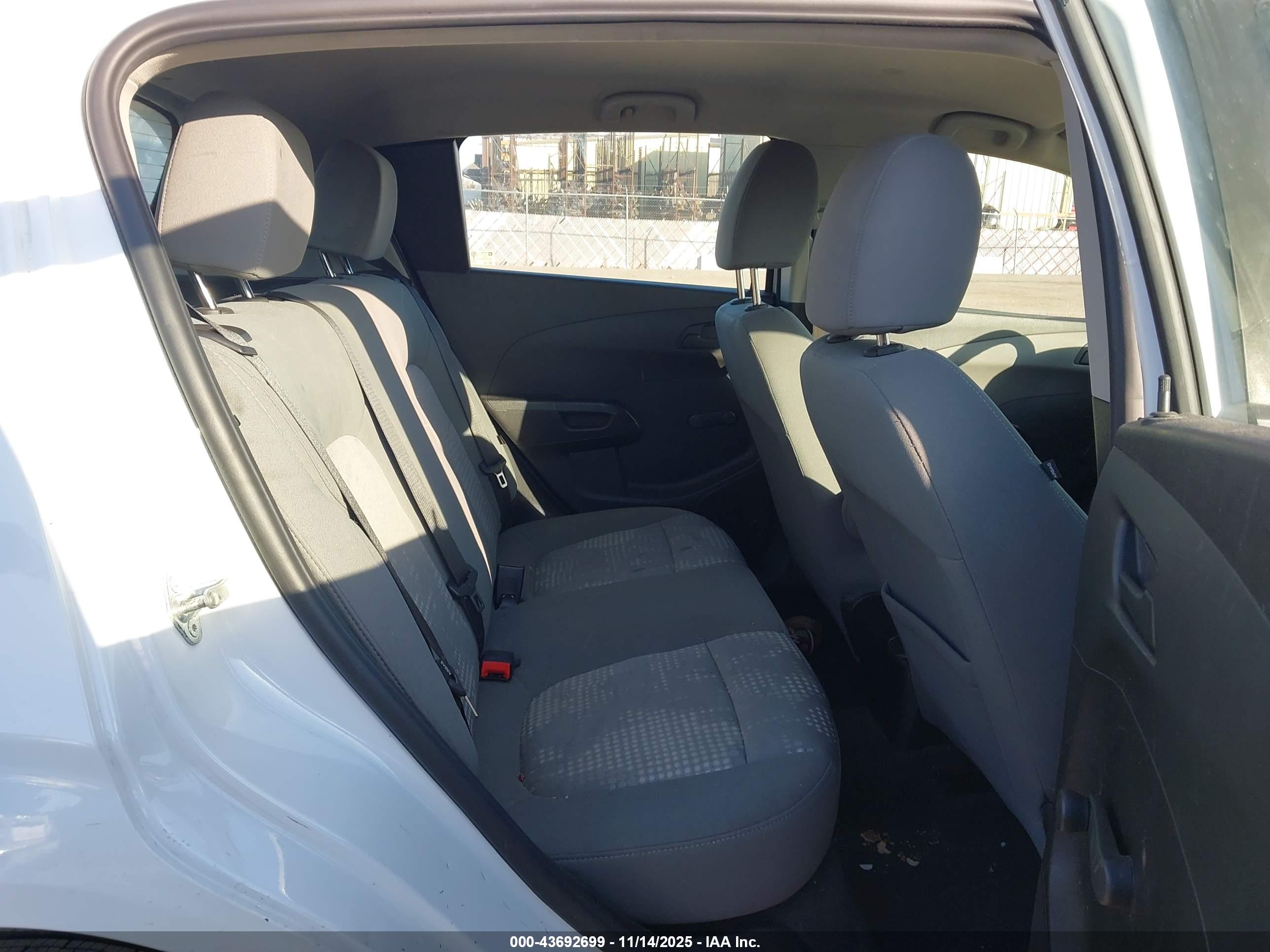 CHEVROLET SONIC image 8