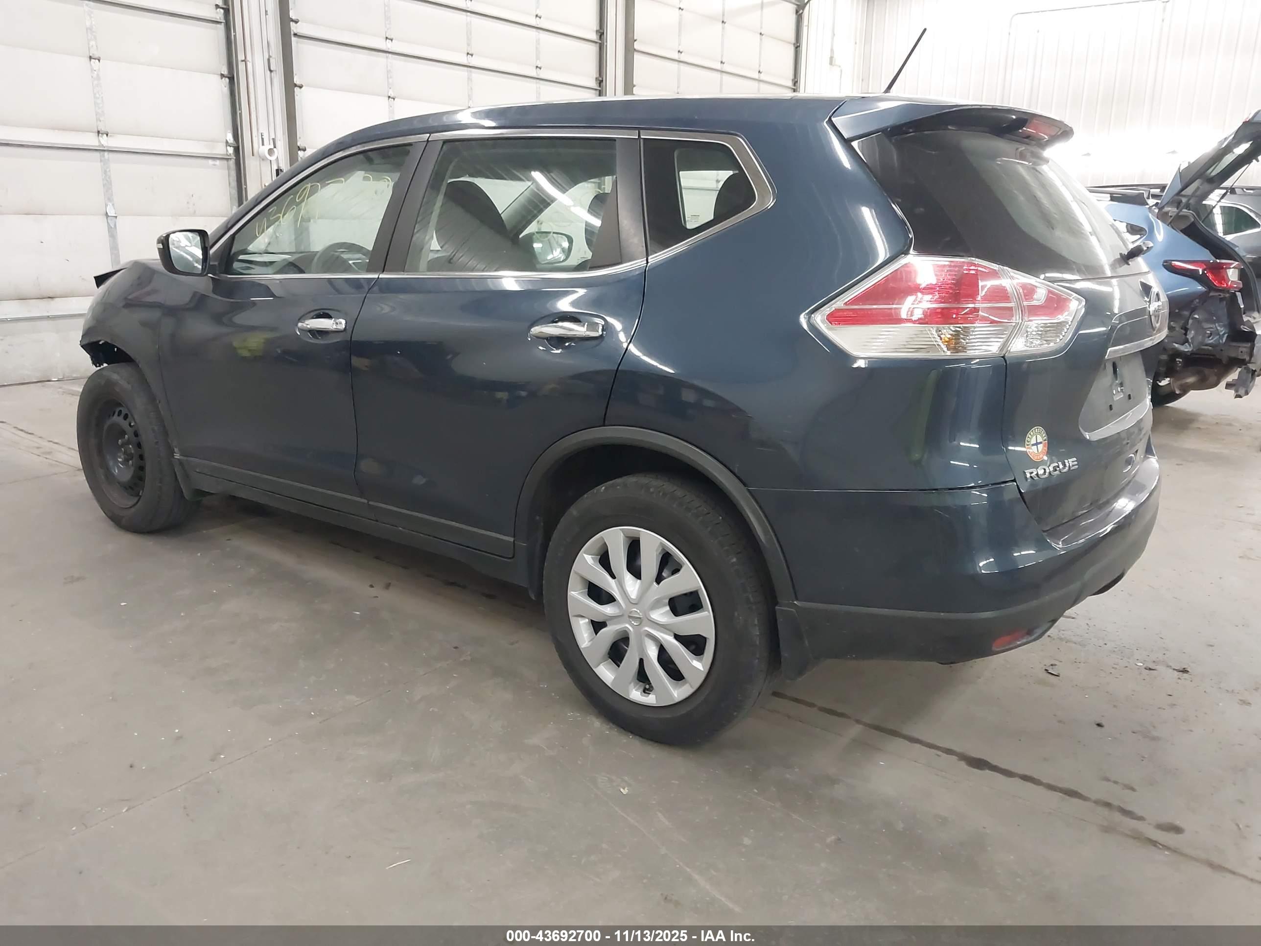 NISSAN ROGUE image 3