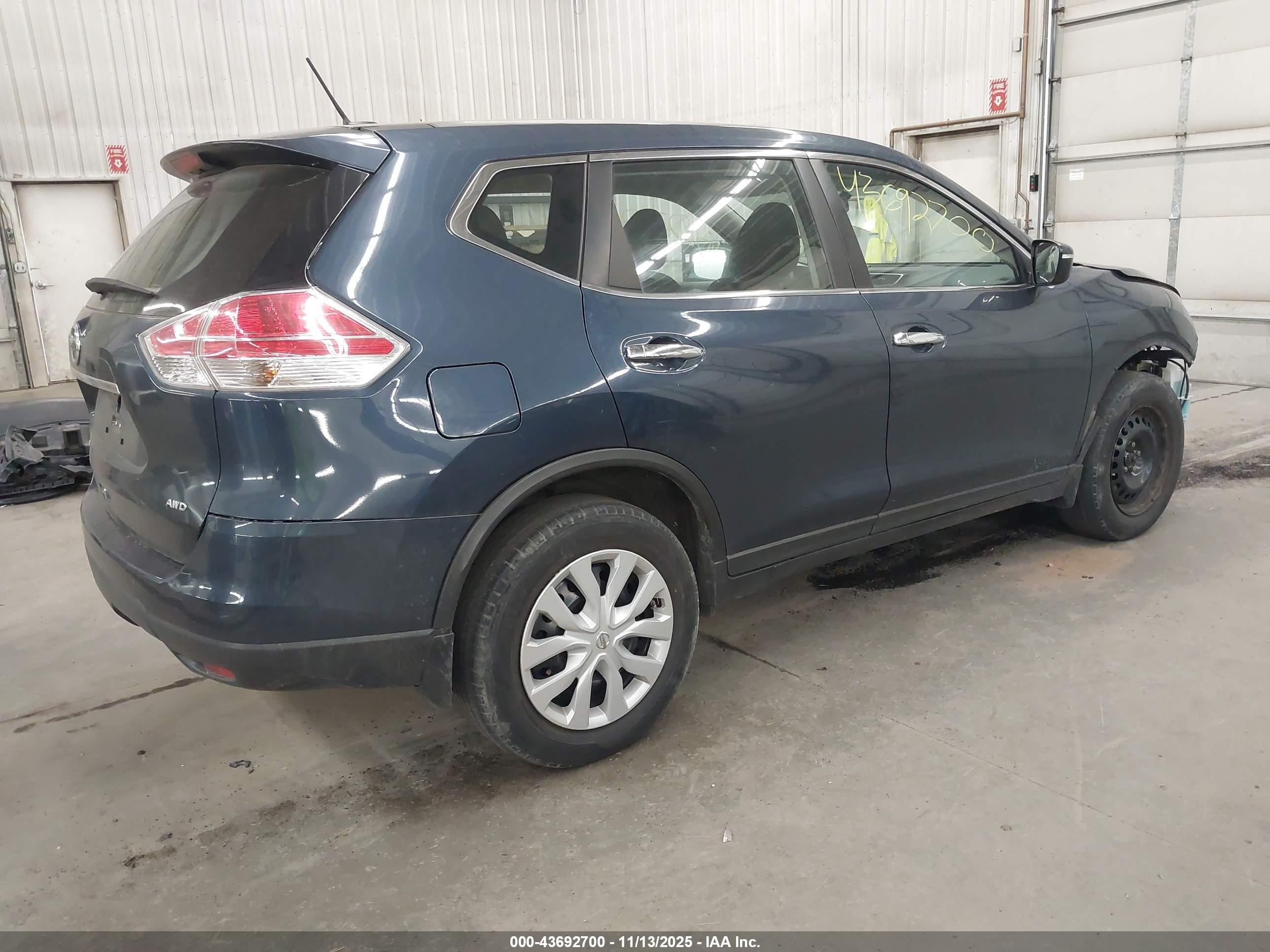 NISSAN ROGUE image 4