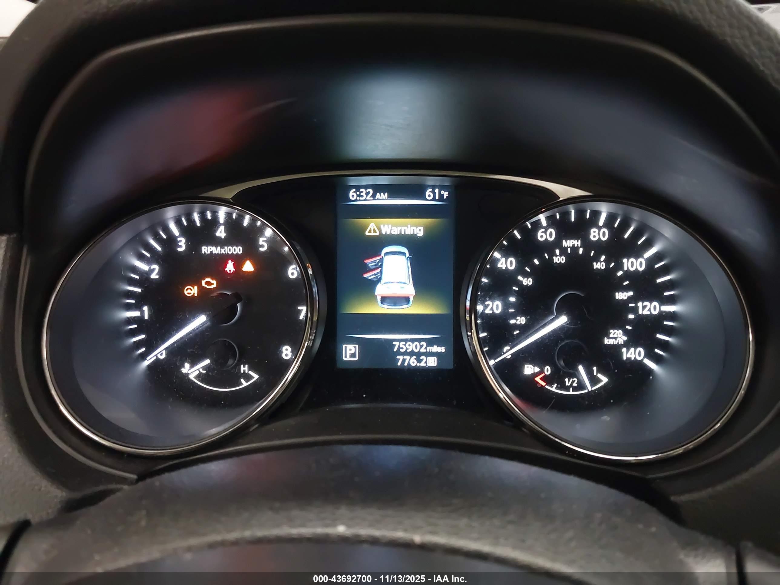 NISSAN ROGUE image 7