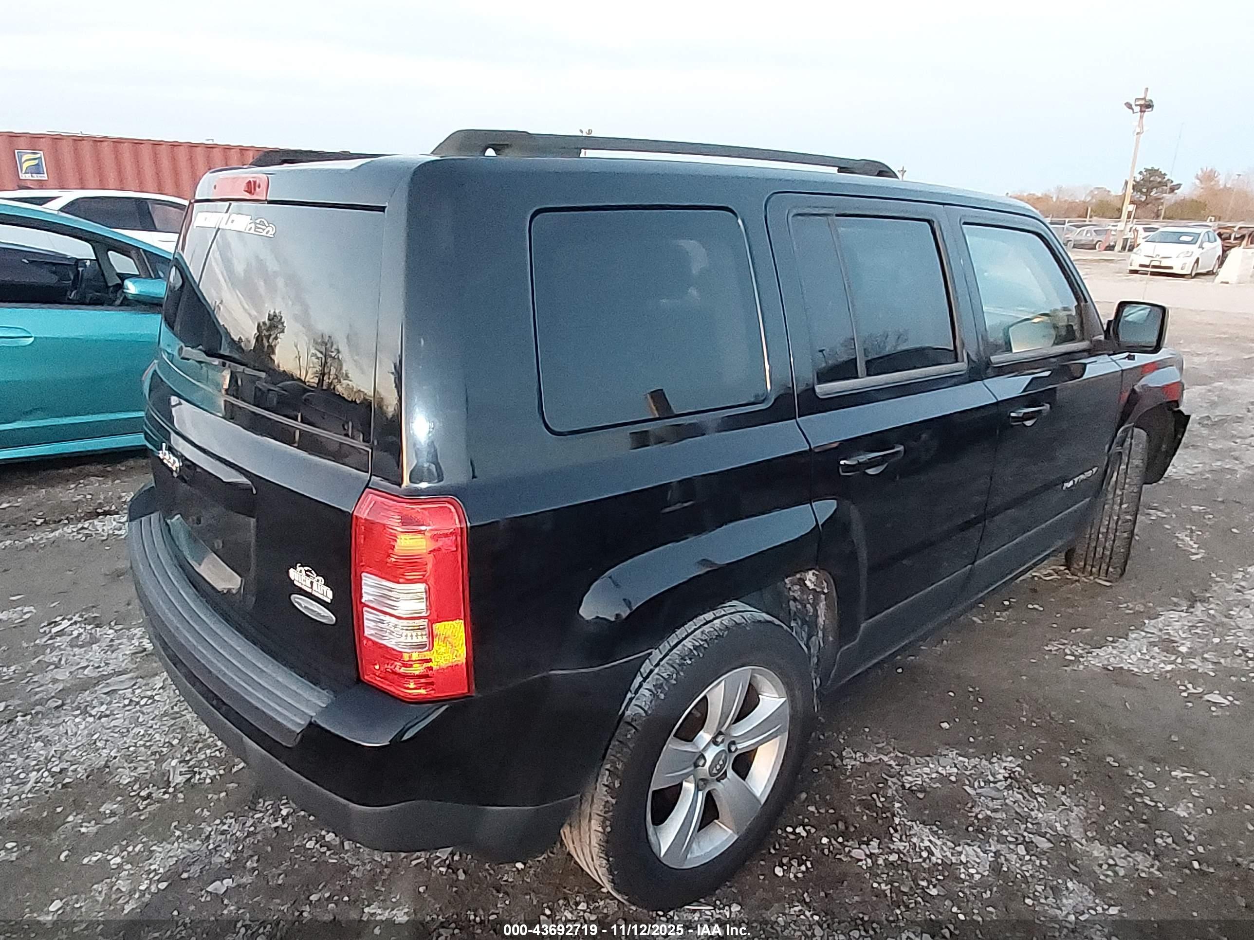 JEEP PATRIOT image 4