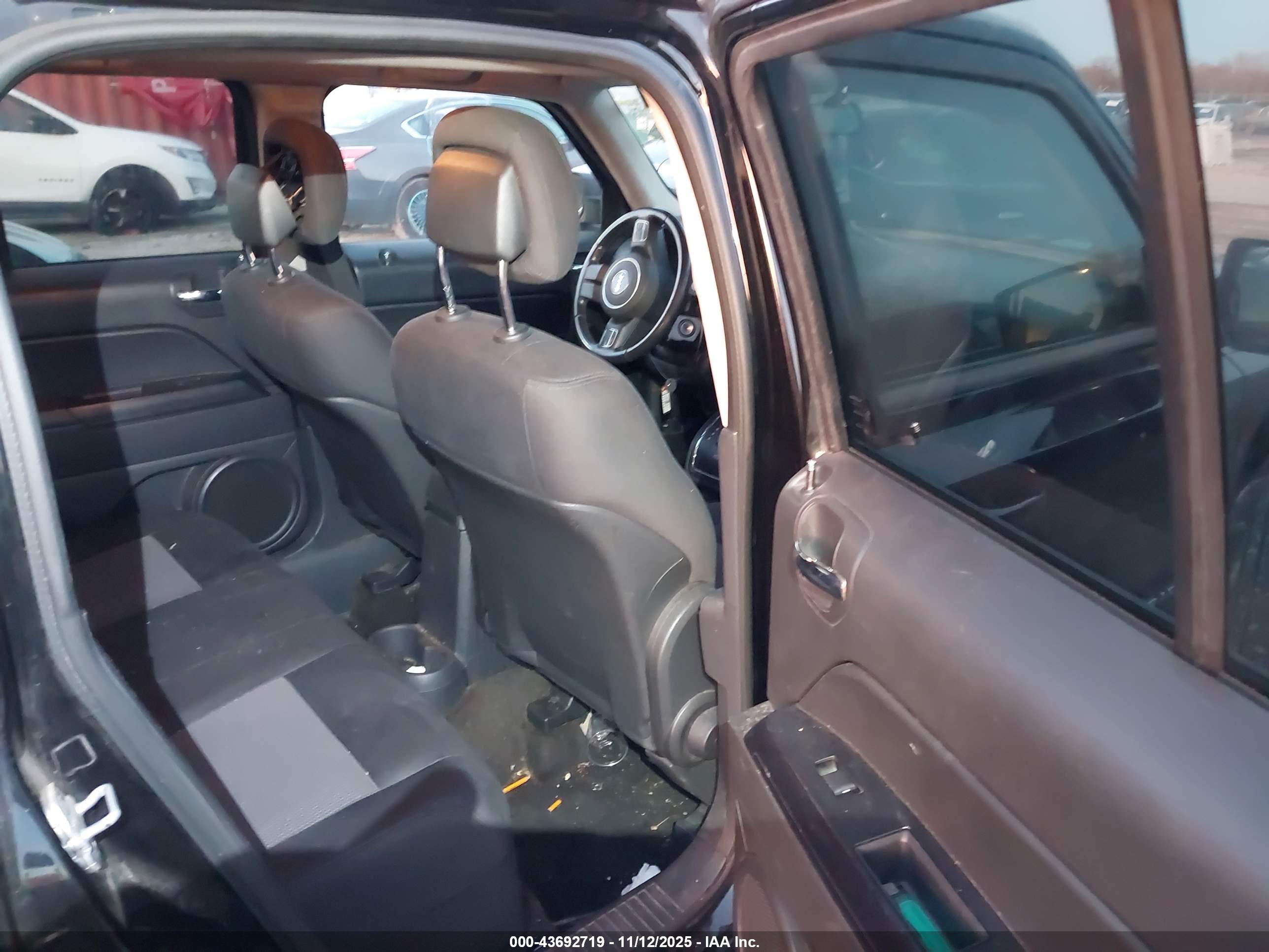 JEEP PATRIOT image 8