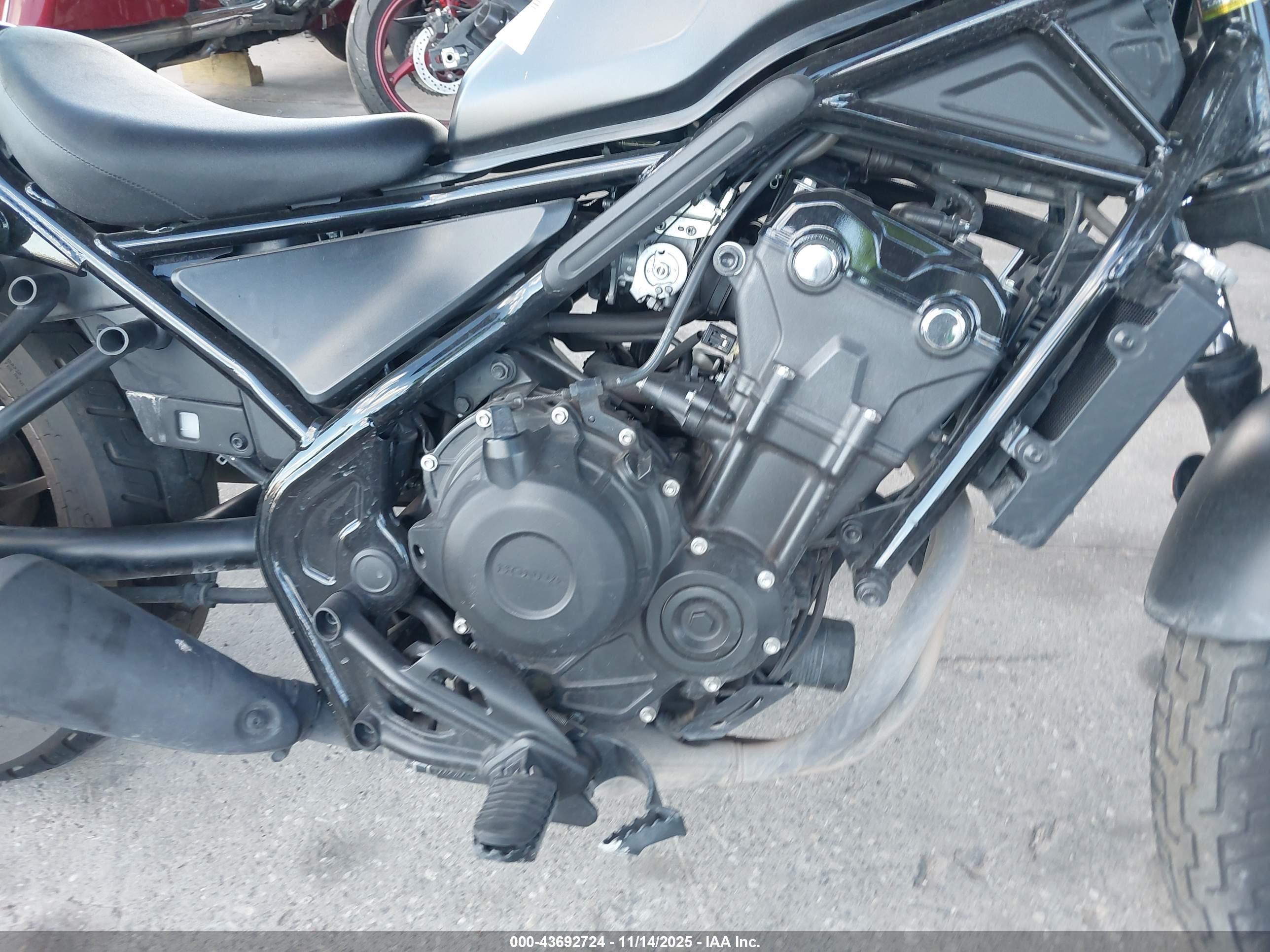 HONDA CMX500 image 8