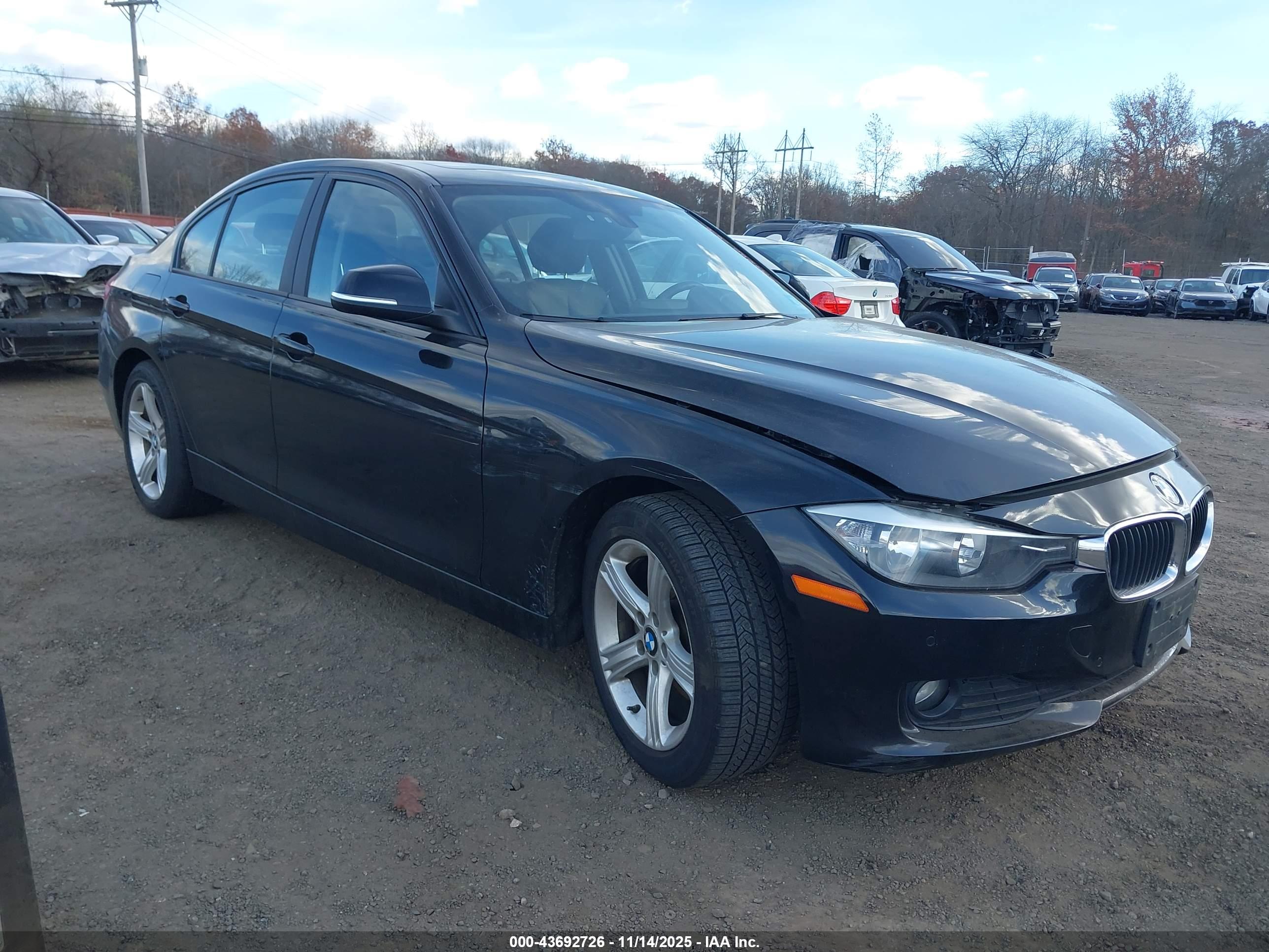 BMW 320I image 6