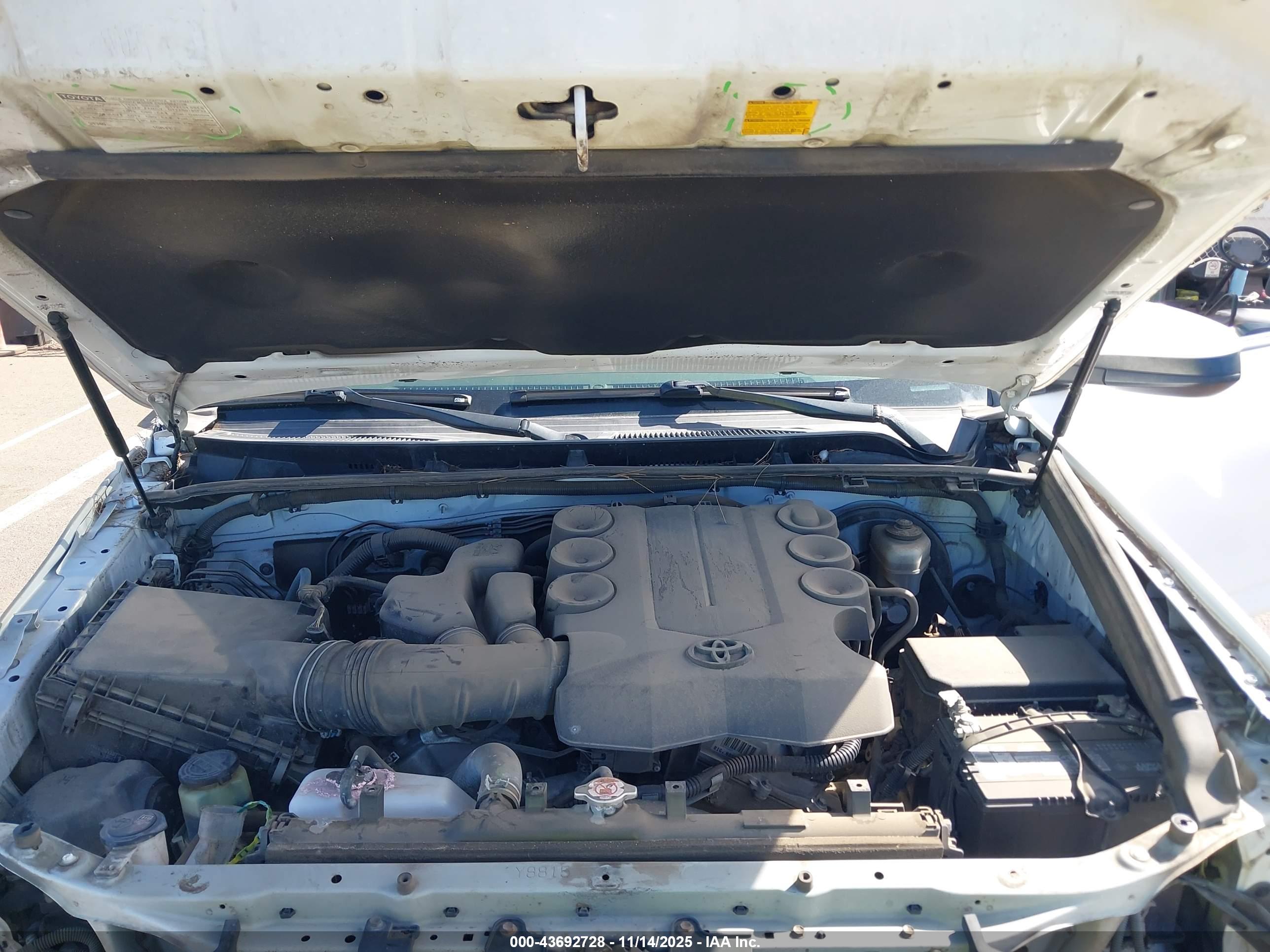 TOYOTA 4RUNNER image 10
