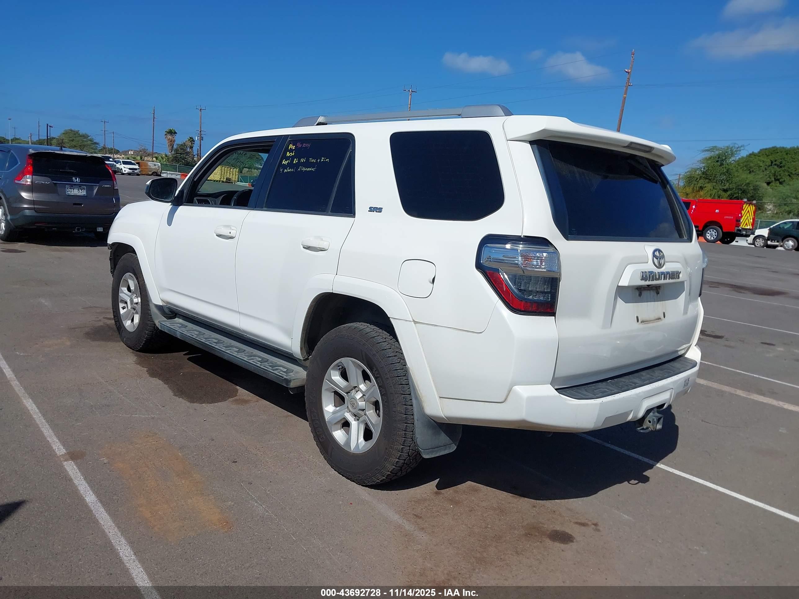 TOYOTA 4RUNNER image 3