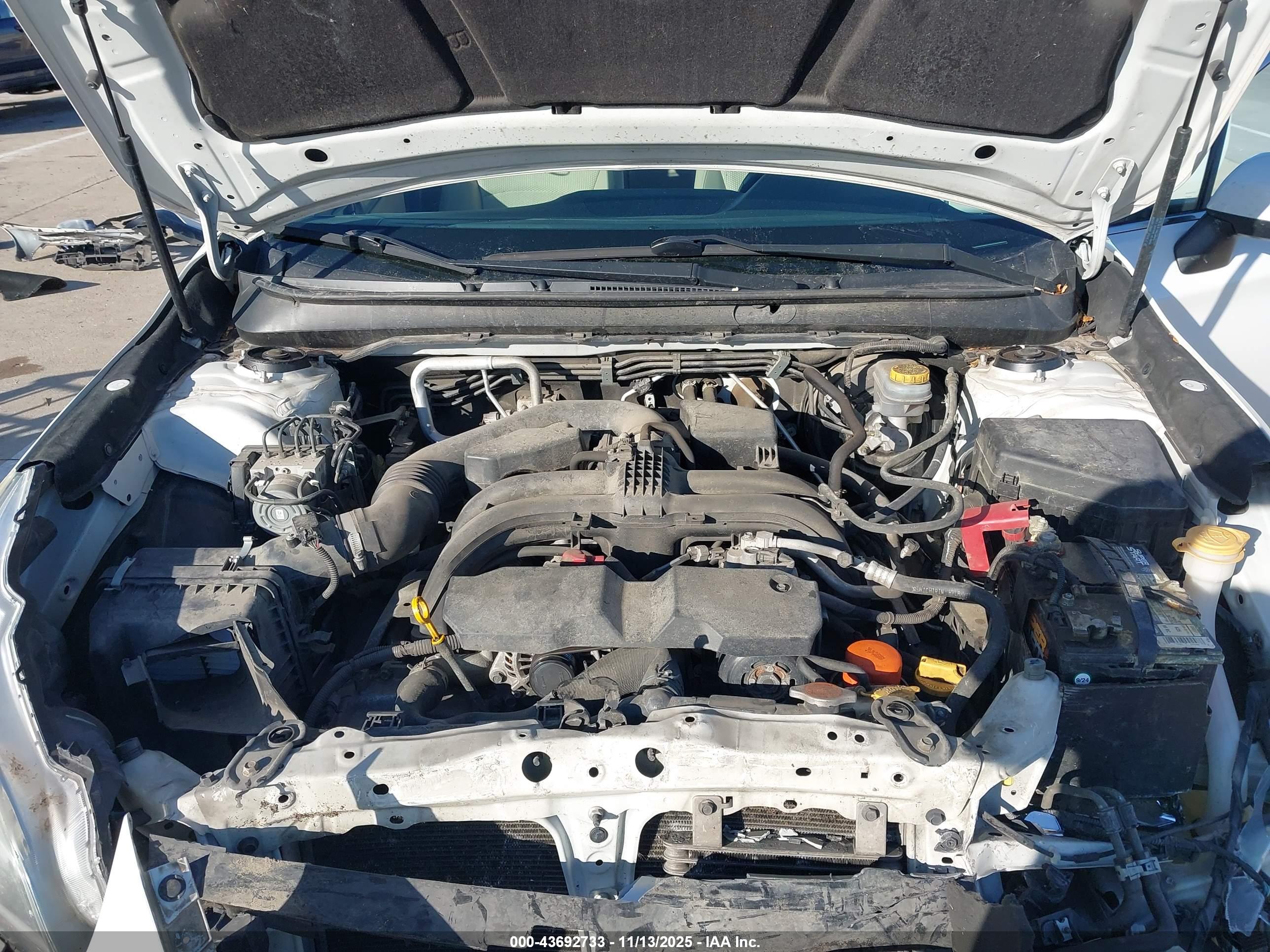SUBARU OUTBACK image 10