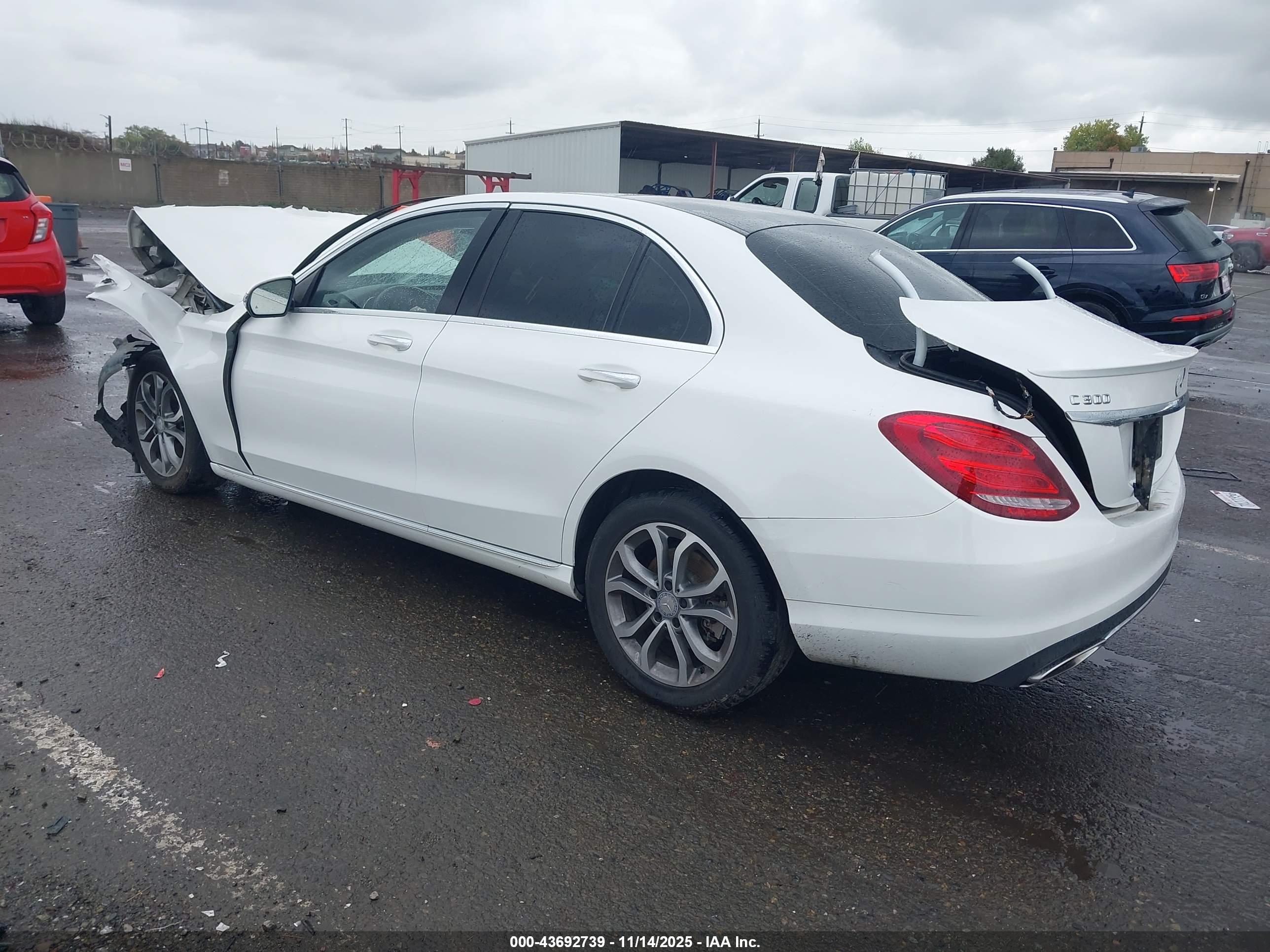 MERCEDES-BENZ C image 3