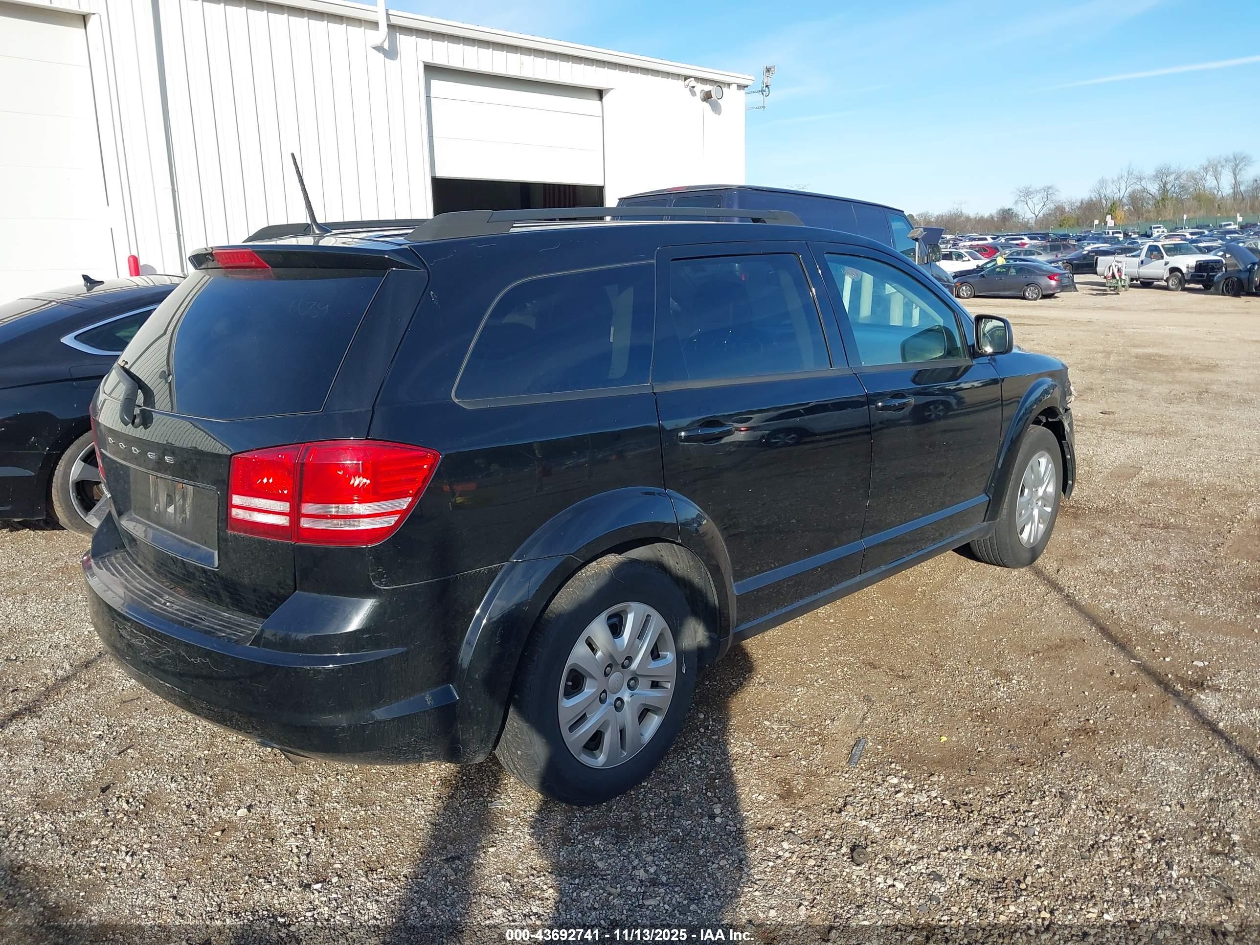 DODGE JOURNEY image 4