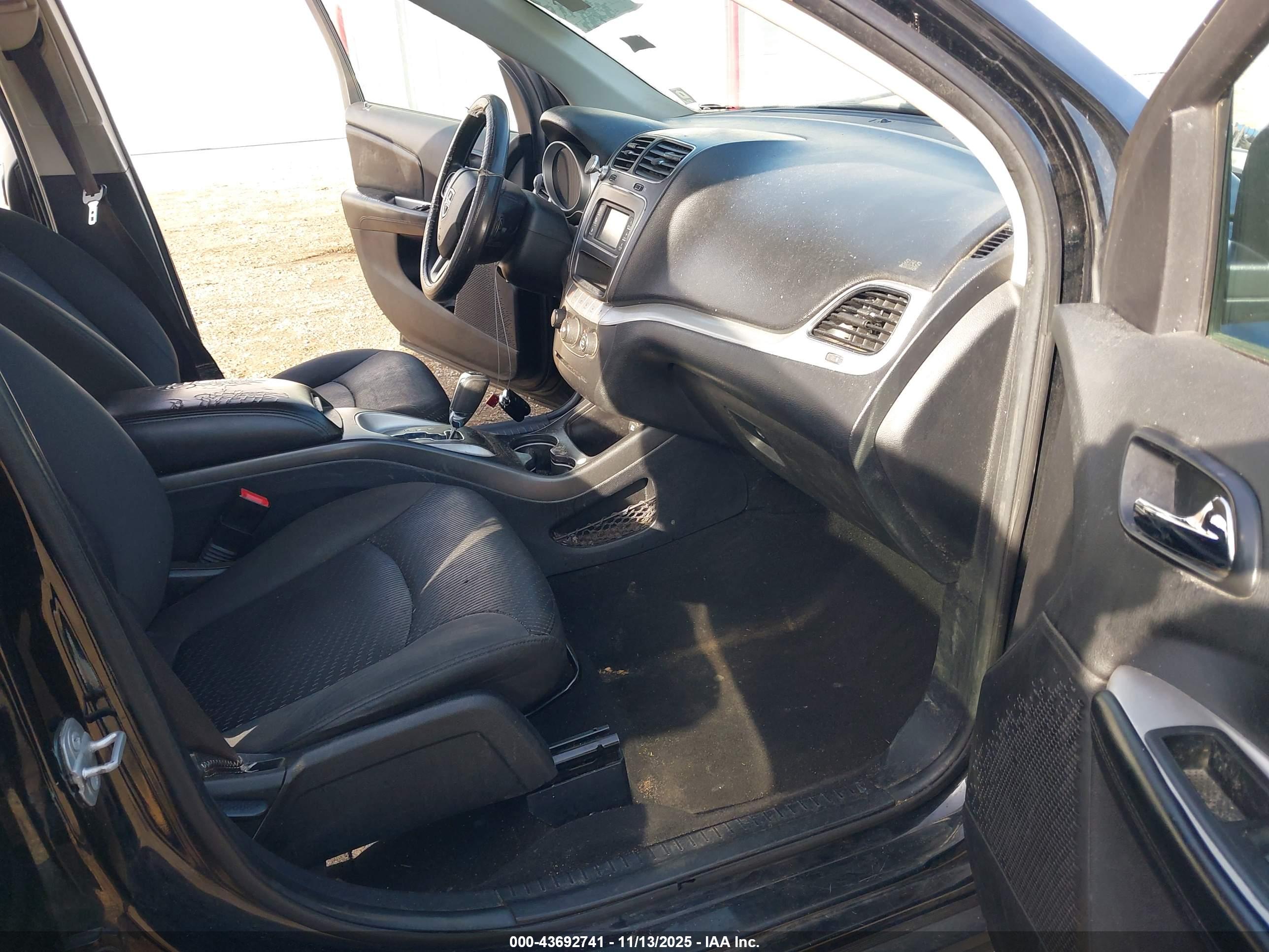 DODGE JOURNEY image 5