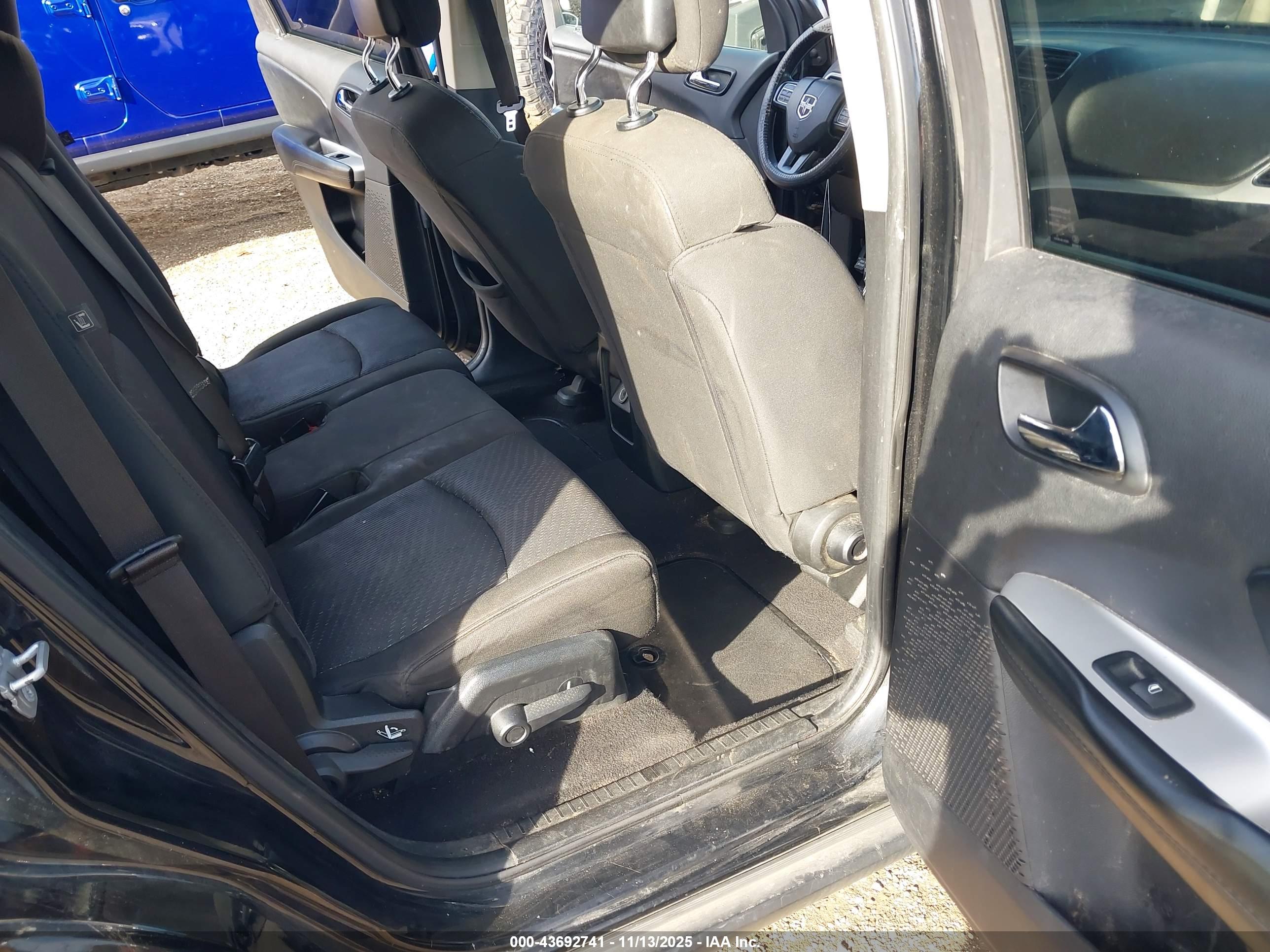 DODGE JOURNEY image 8