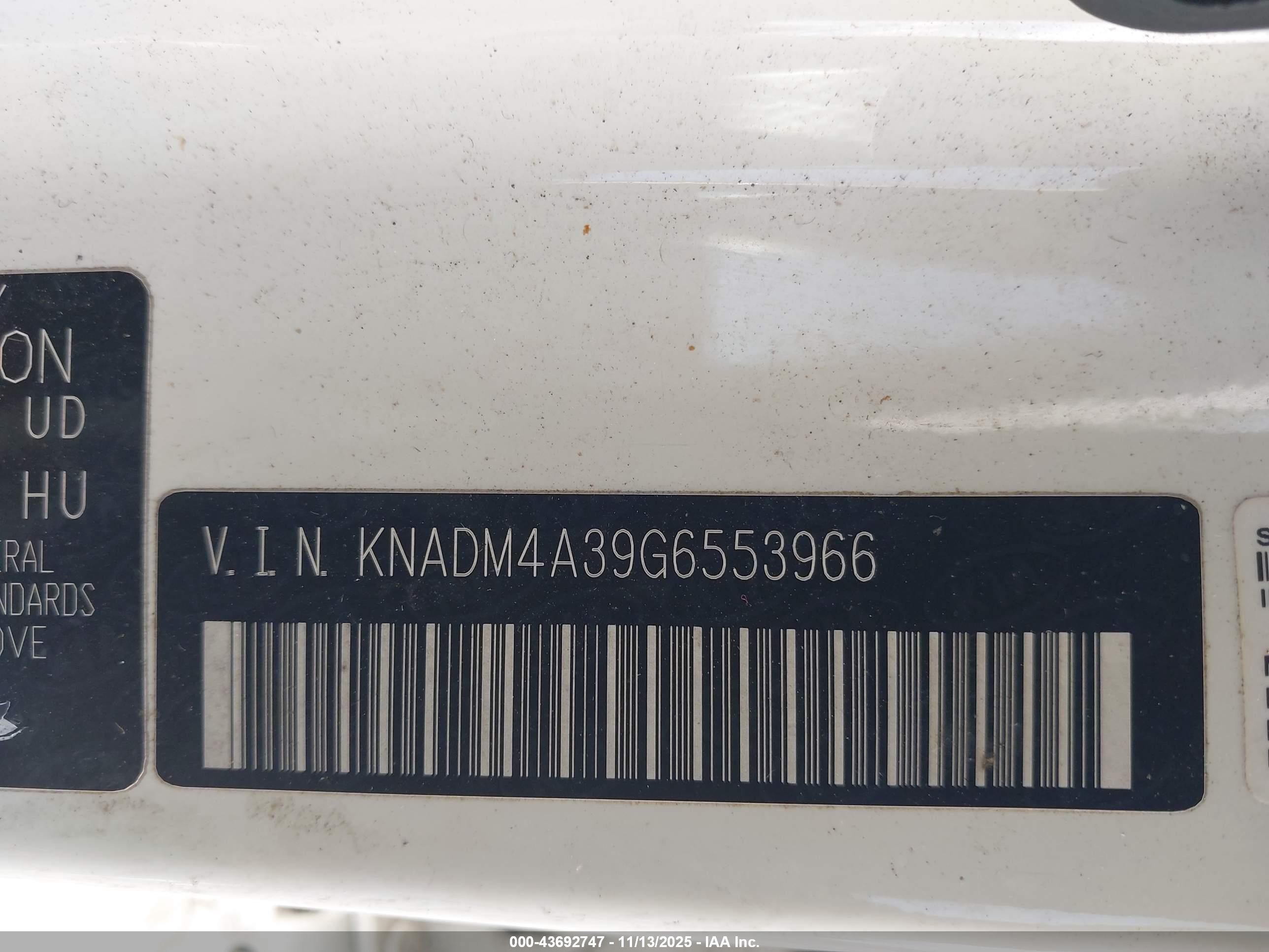 KIA RIO image 9