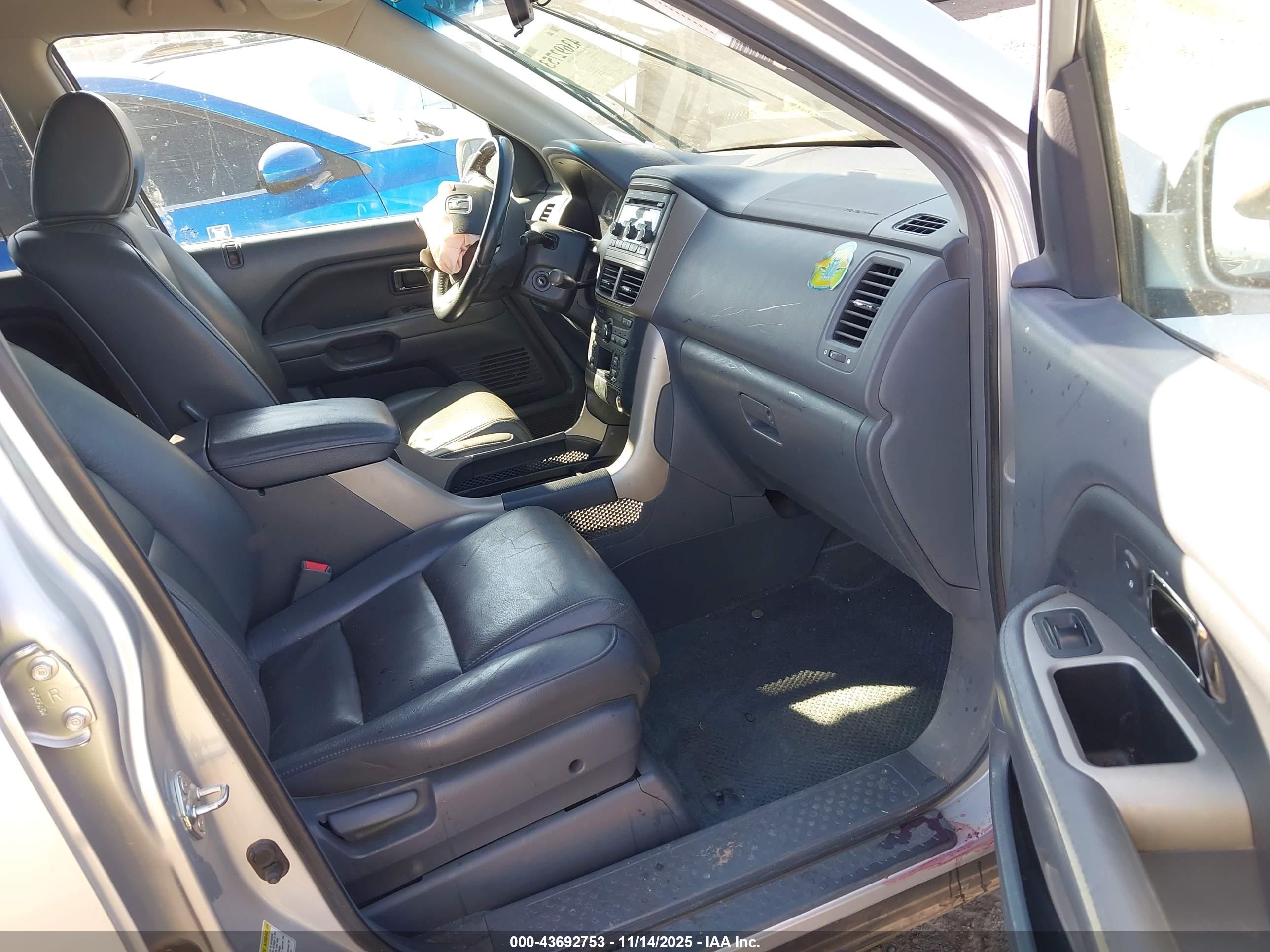 HONDA PILOT image 5
