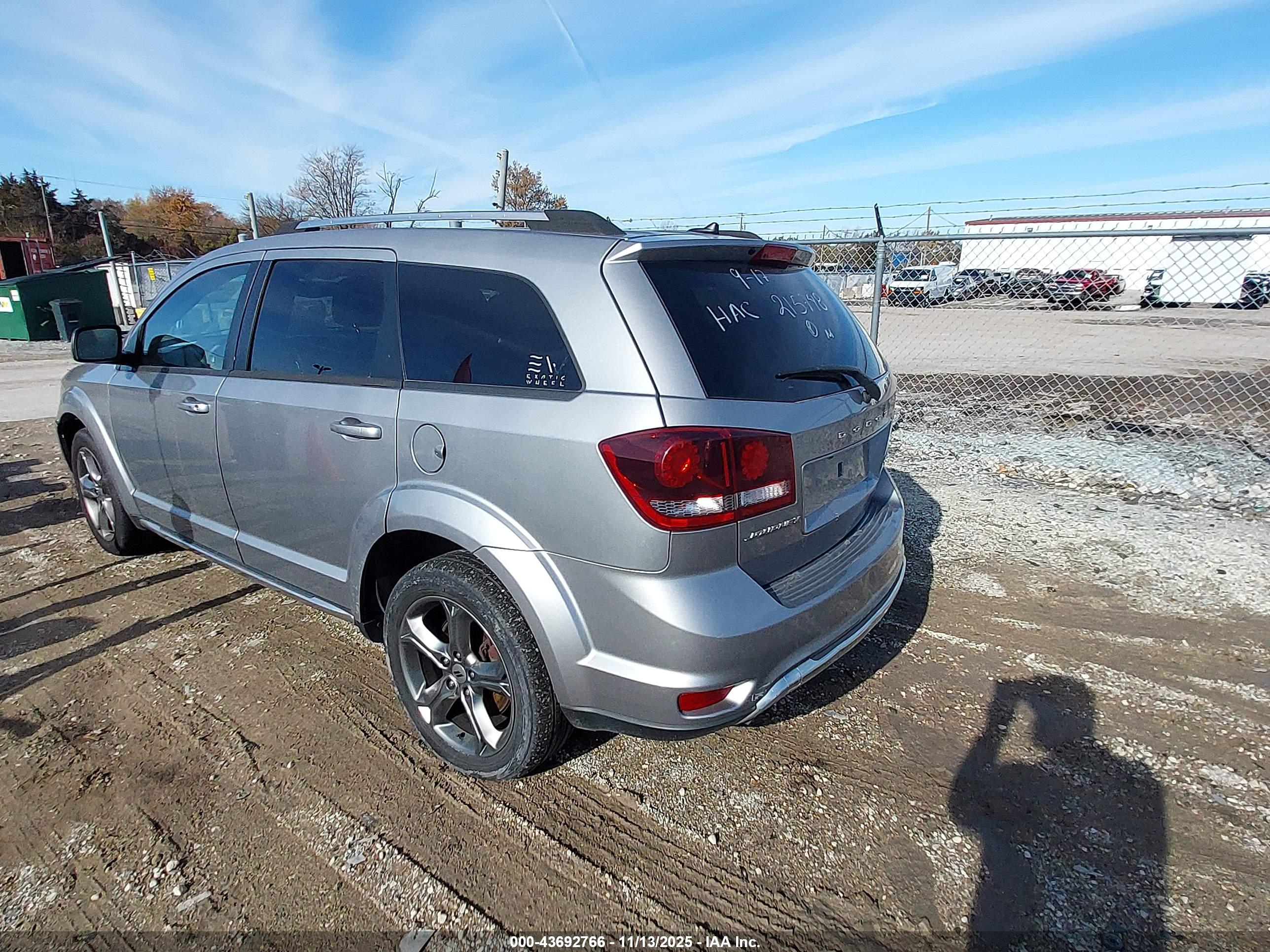 DODGE JOURNEY image 3