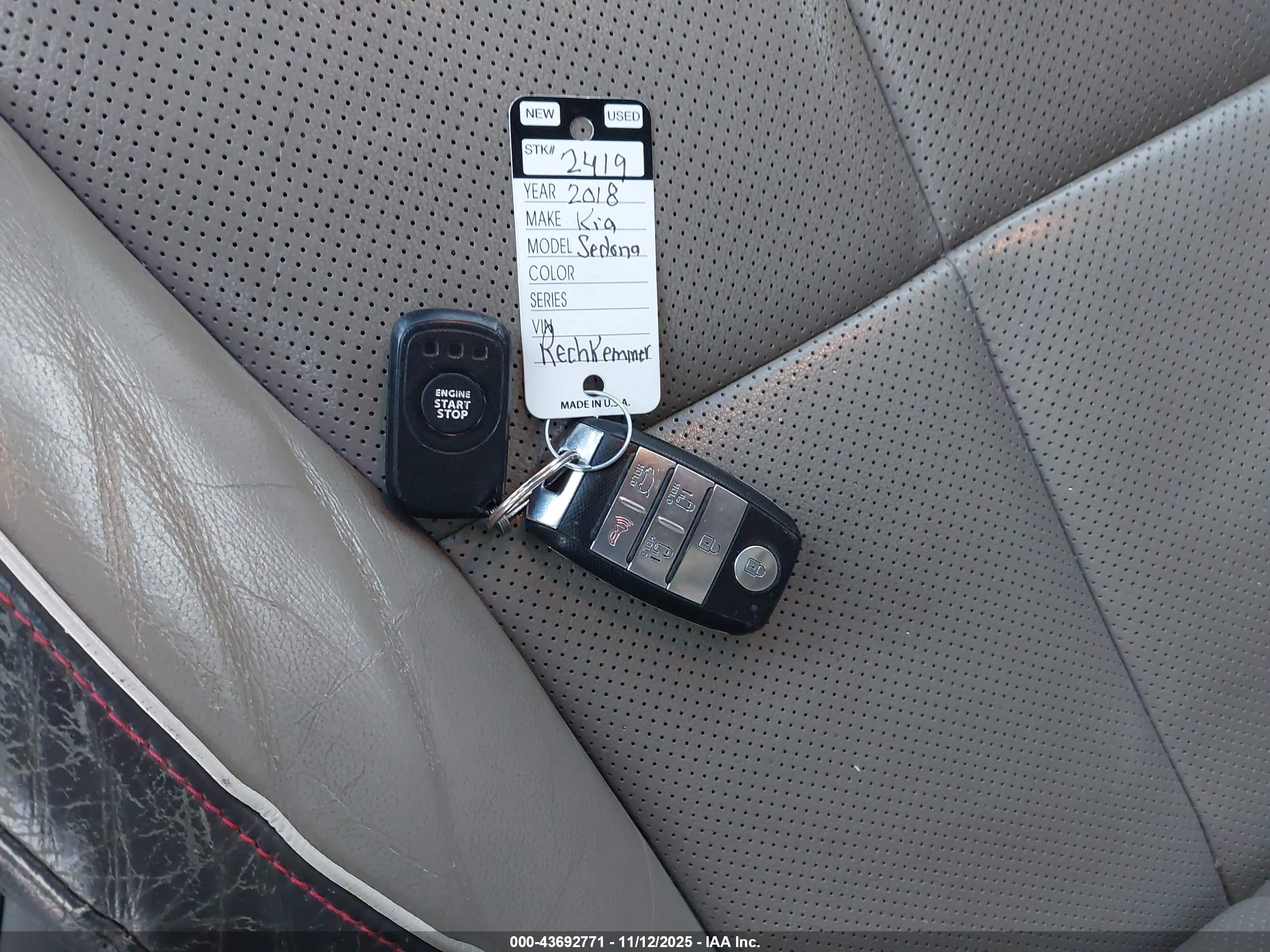 KIA SEDONA image 11
