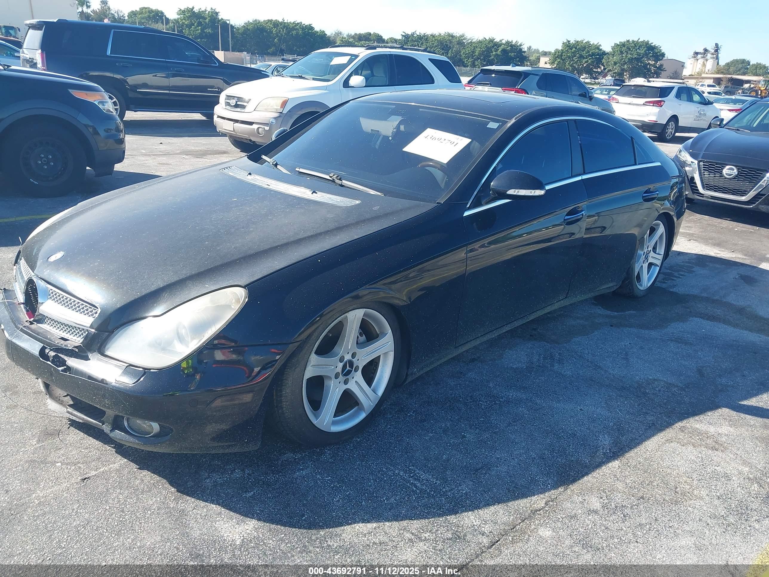 MERCEDES-BENZ CLS image 2