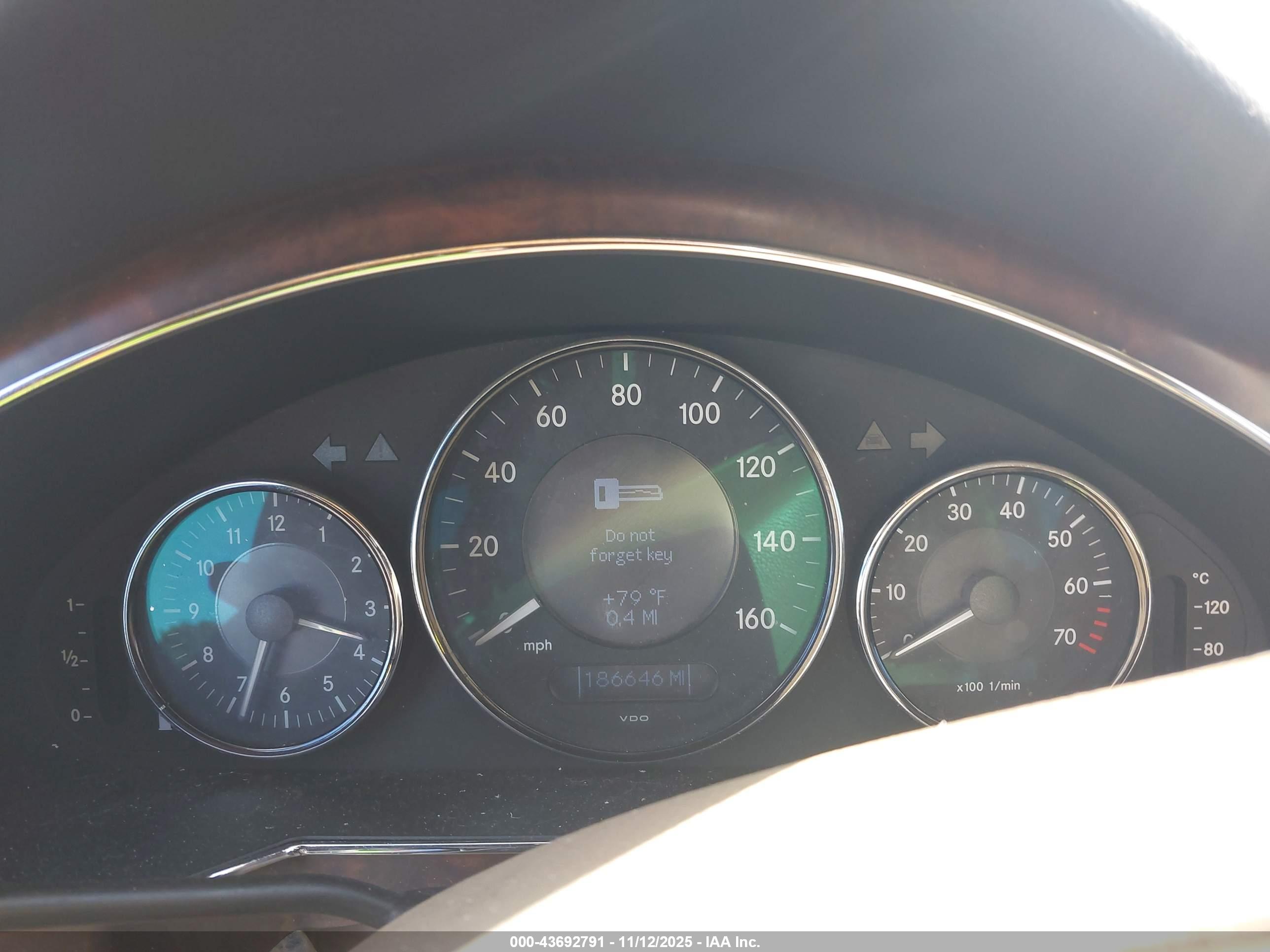 MERCEDES-BENZ CLS image 7