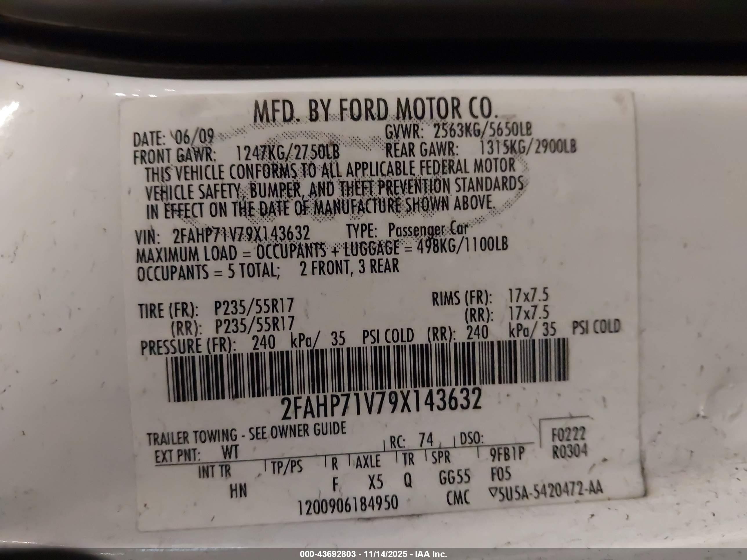 FORD CROWN image 9