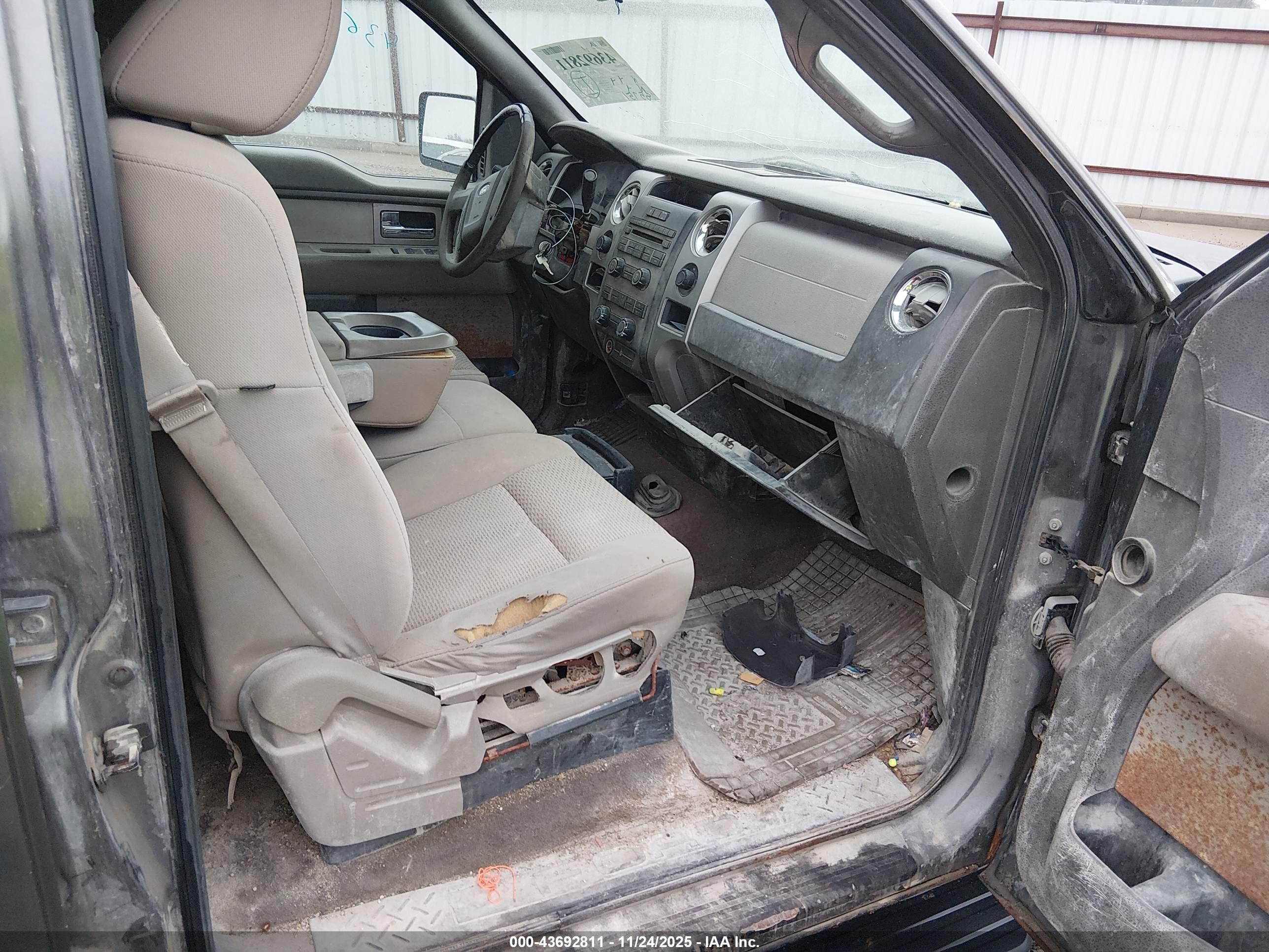 FORD F-150 image 5