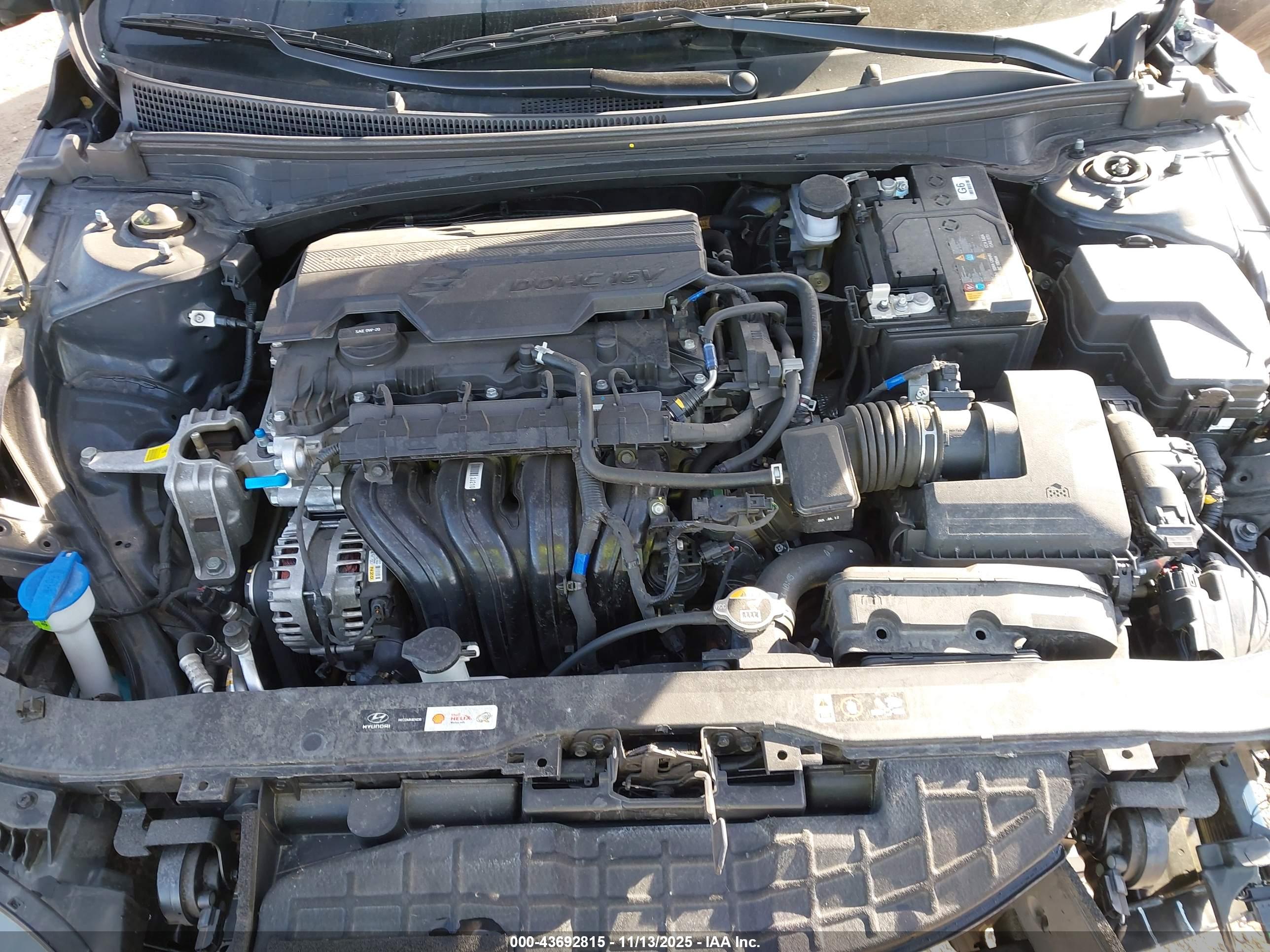 HYUNDAI ELANTRA image 10