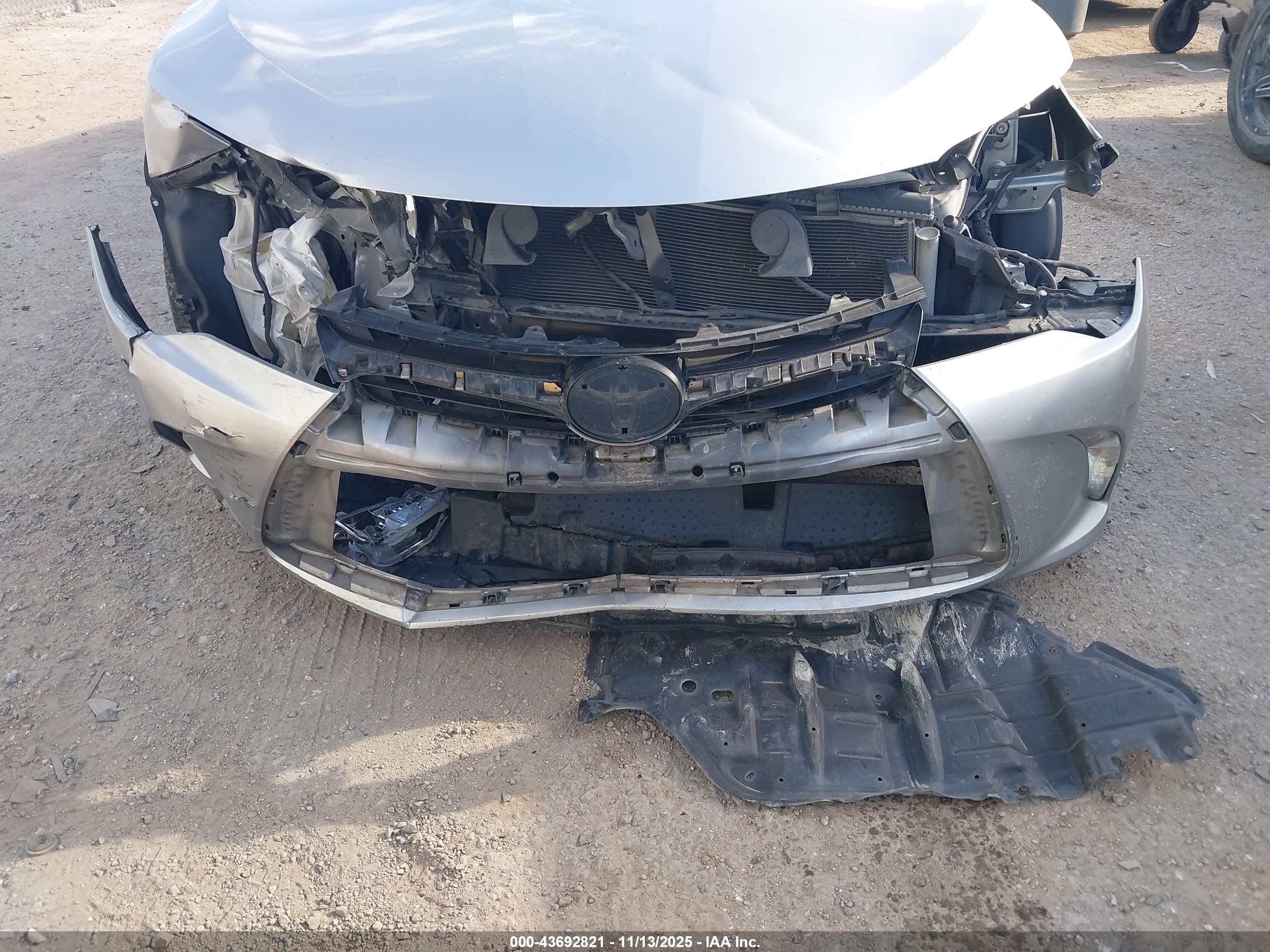TOYOTA CAMRY image 6