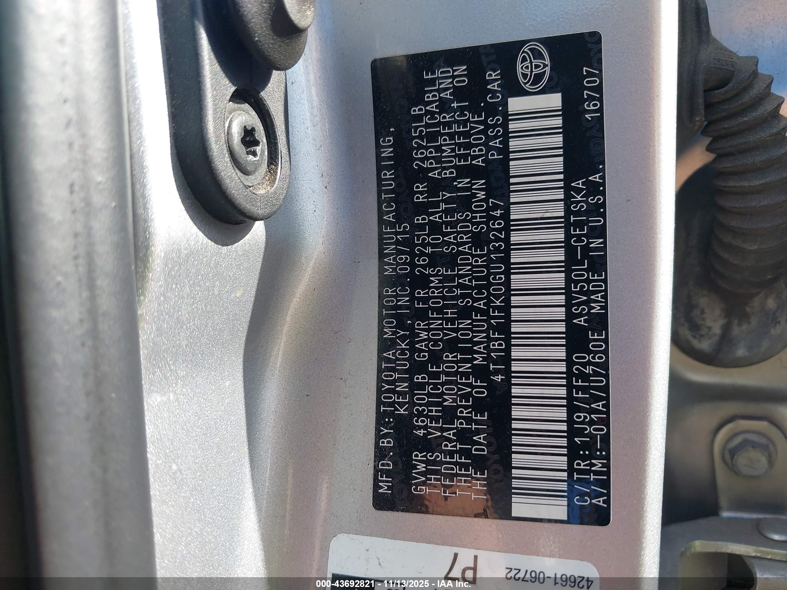TOYOTA CAMRY image 9