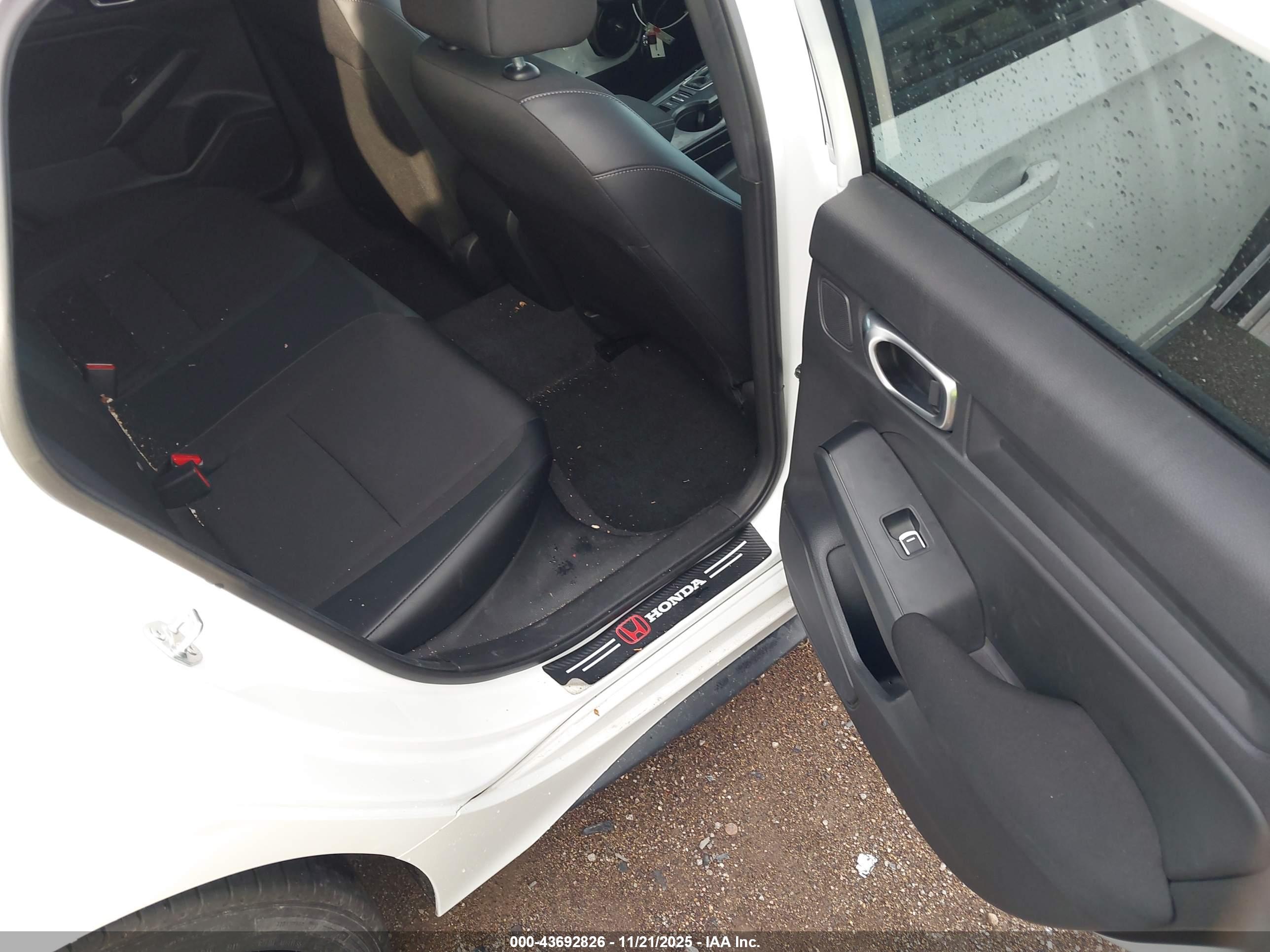 HONDA CIVIC image 8