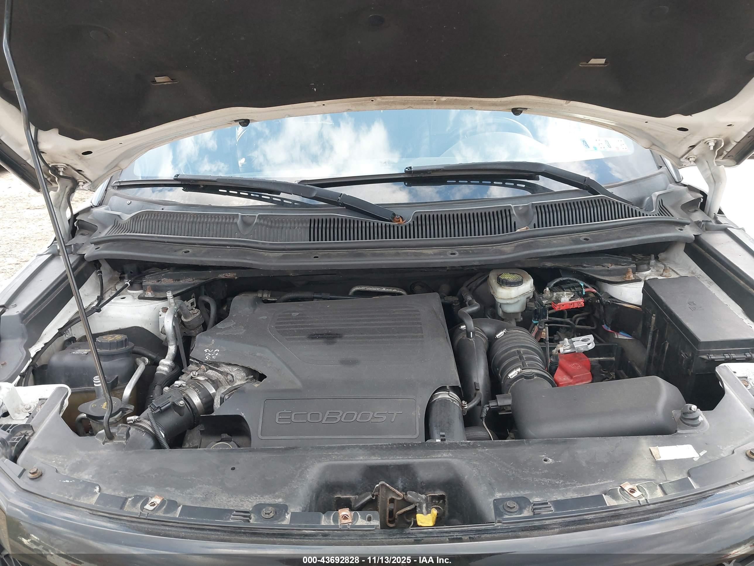 FORD EXPLORER image 10