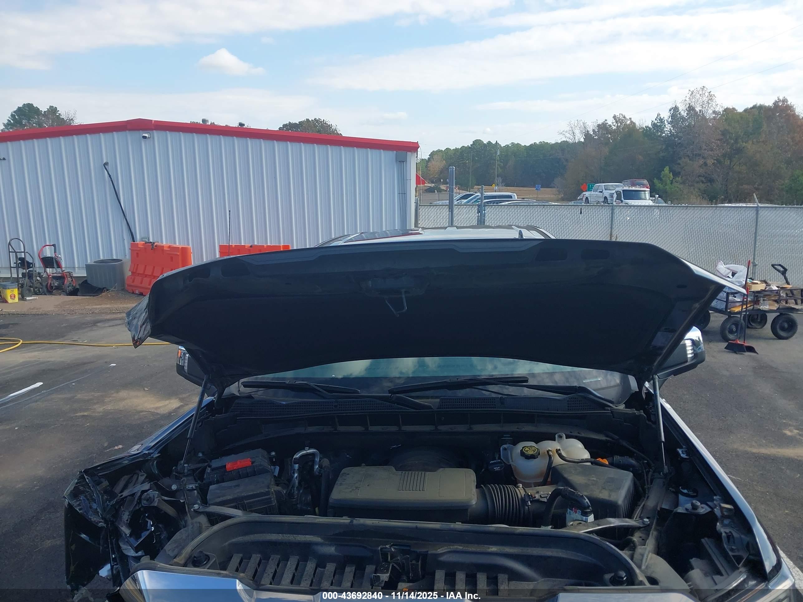 GMC SIERRA image 10