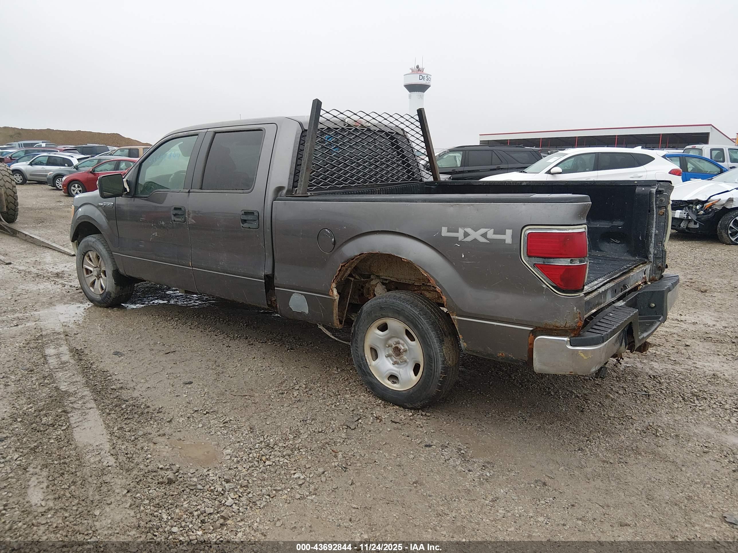 FORD F-150 image 3