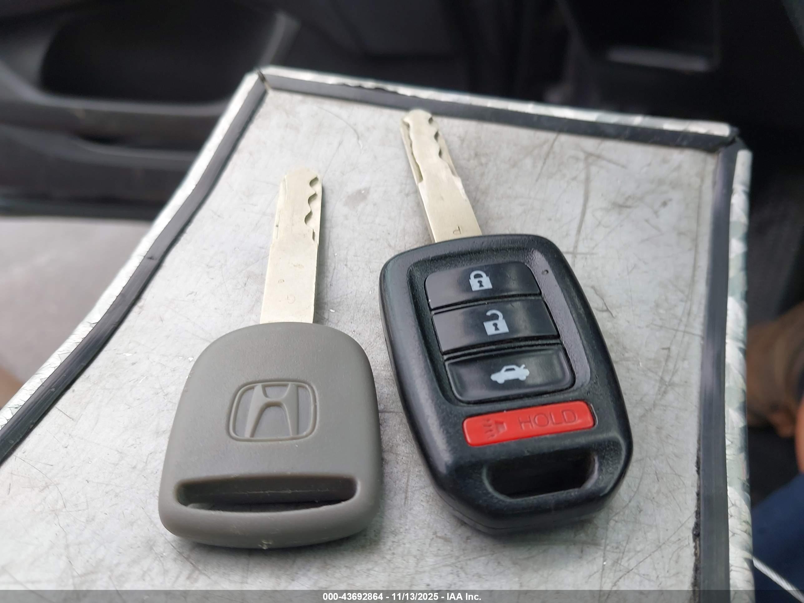 HONDA CIVIC image 11