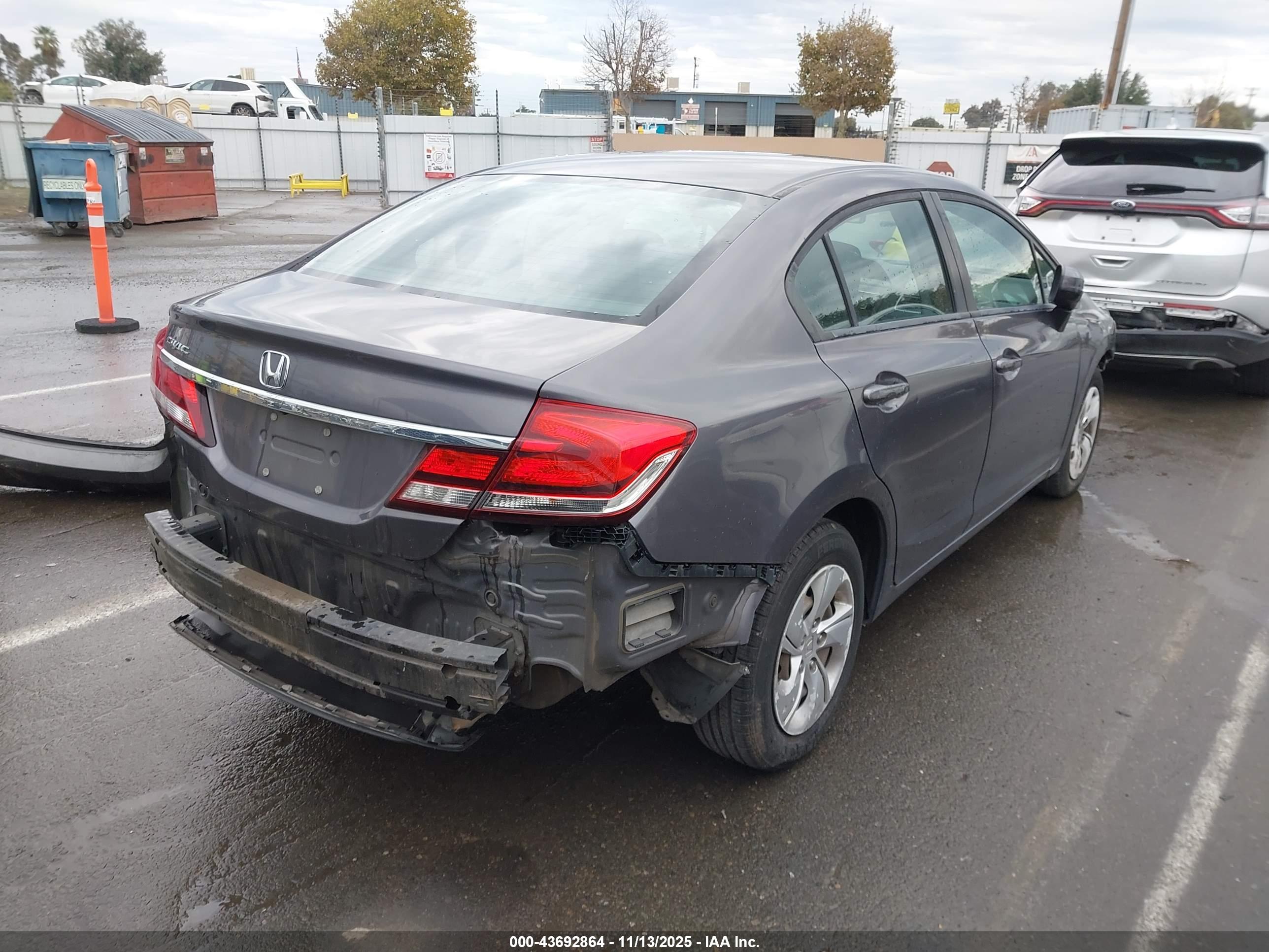 HONDA CIVIC image 4