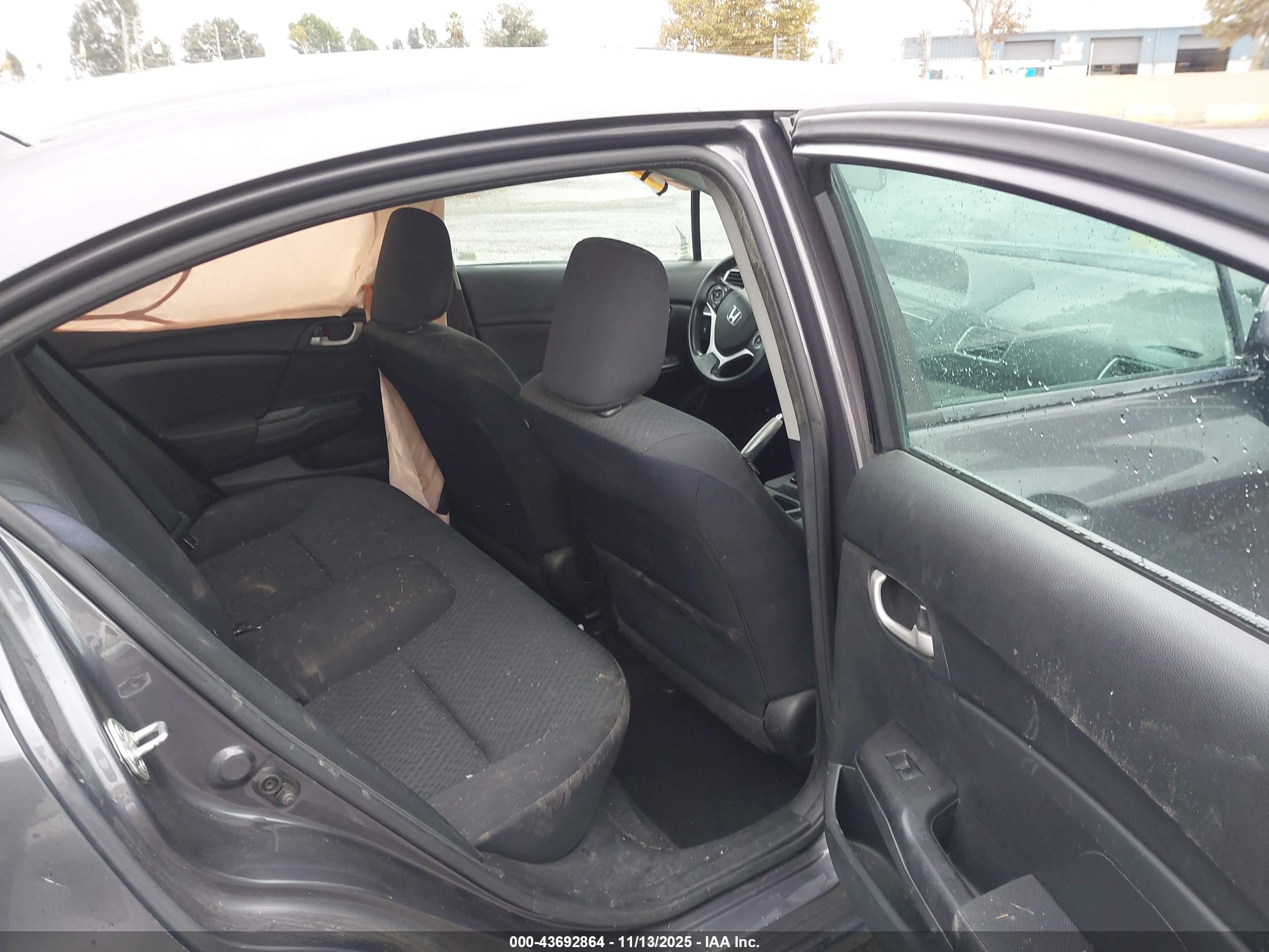 HONDA CIVIC image 8